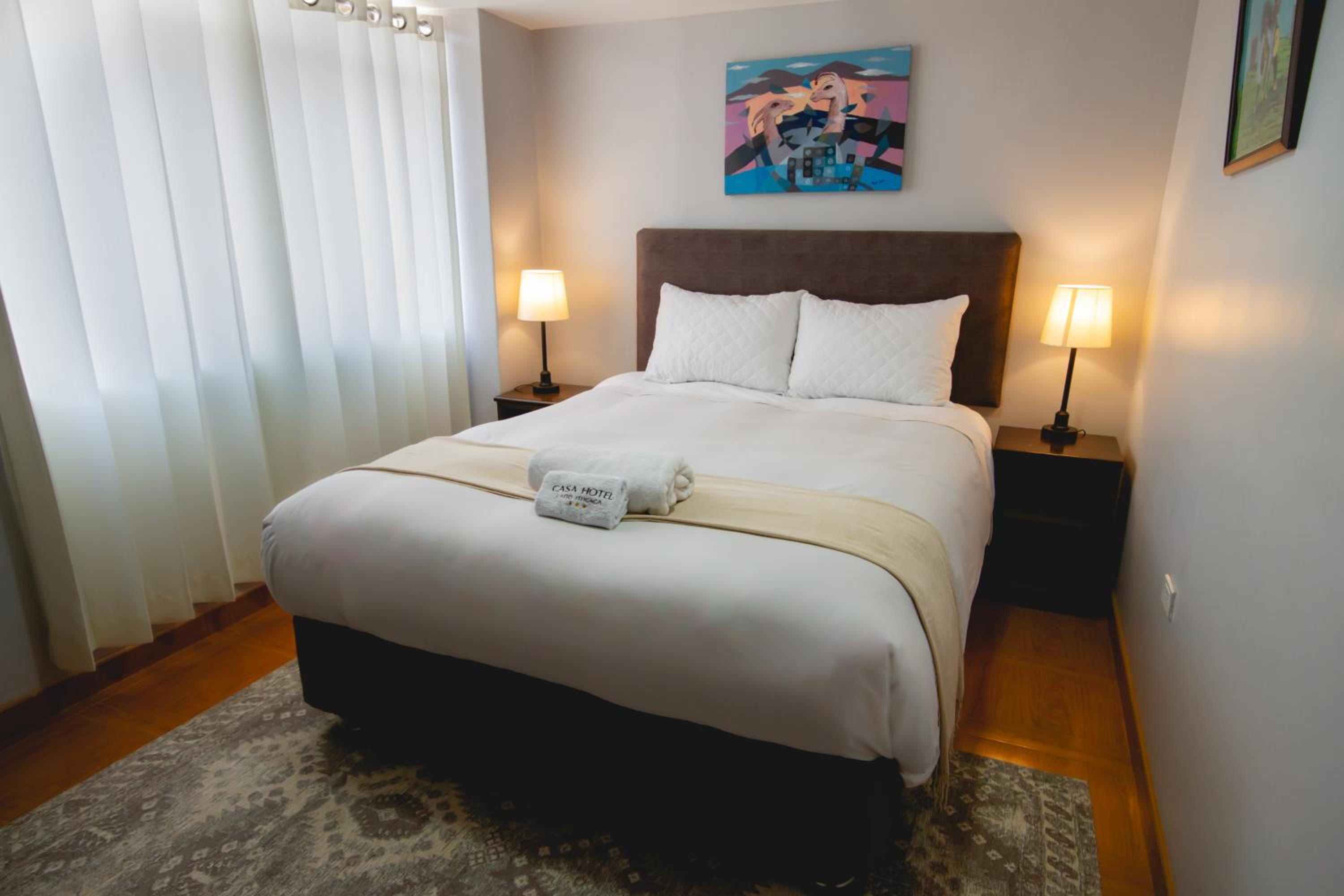 Queen Room photo 3