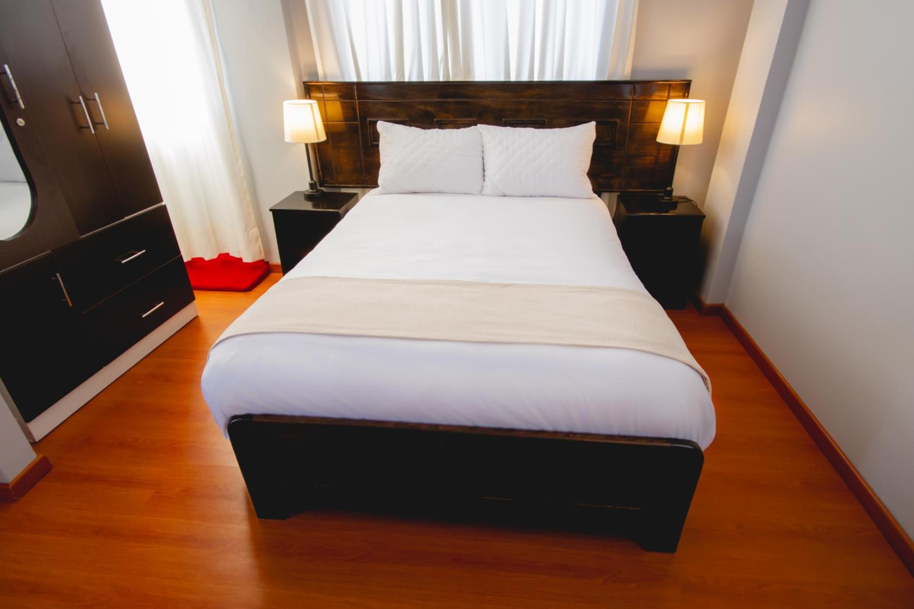 Standard Double Room - Photo 3