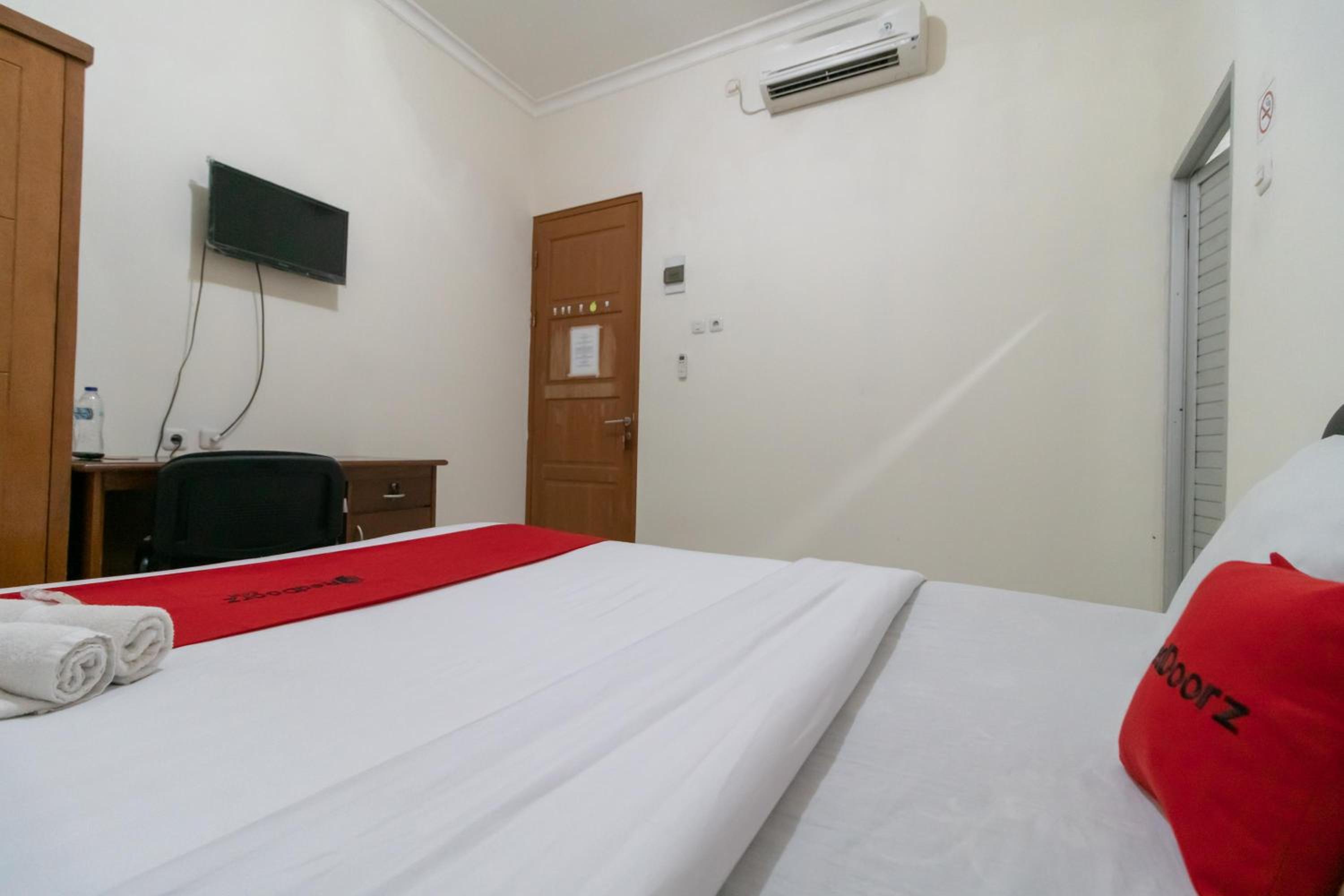 Double Room - Photo 3