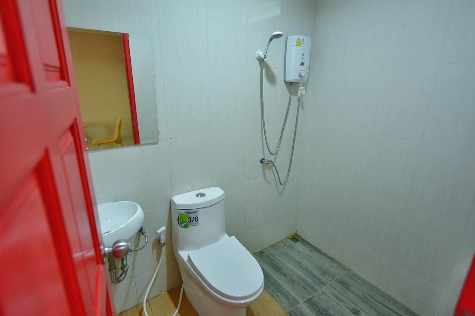 Deluxe King Room photo 2