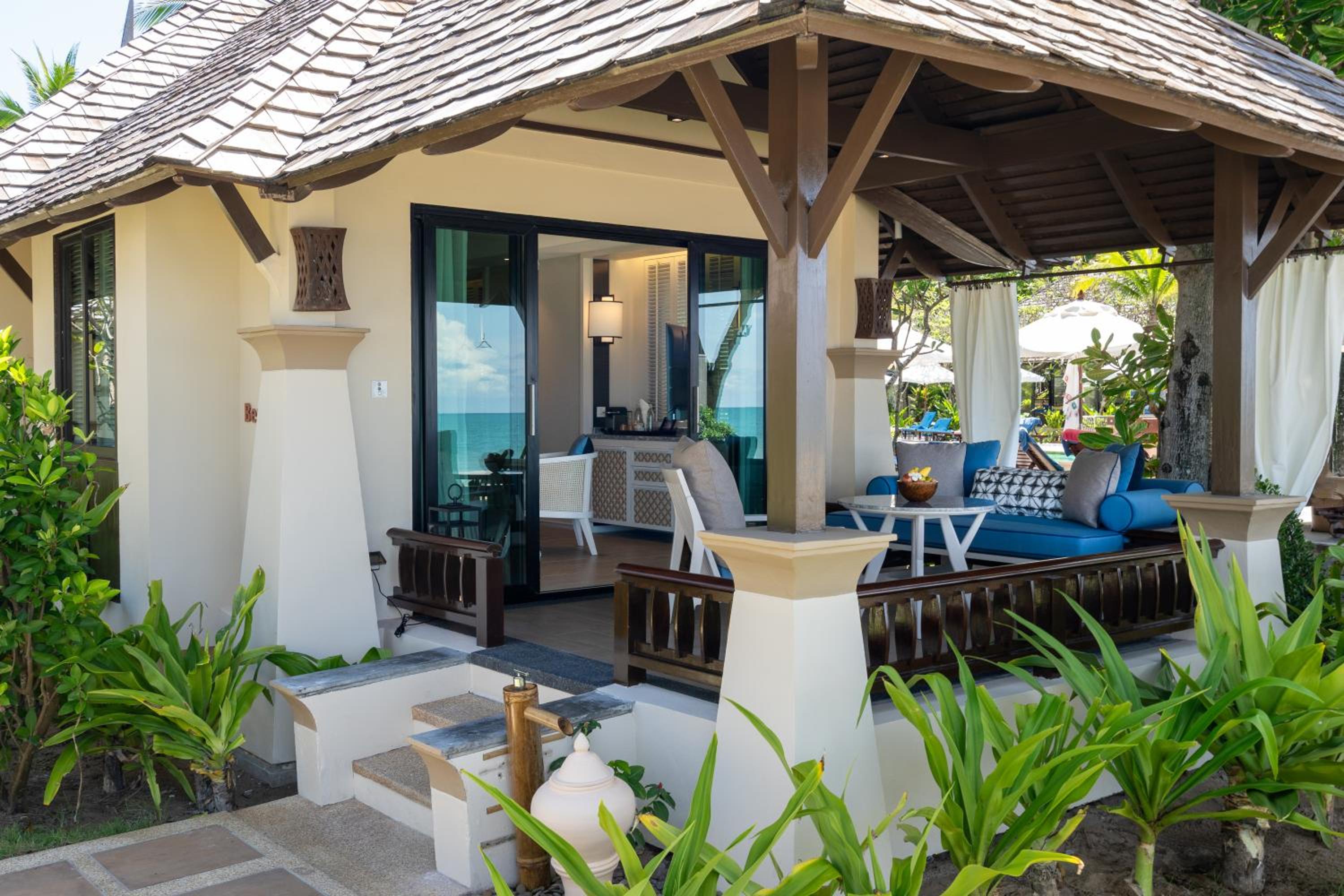 Beach Villa - Free Airport Shuttle - Photo 12