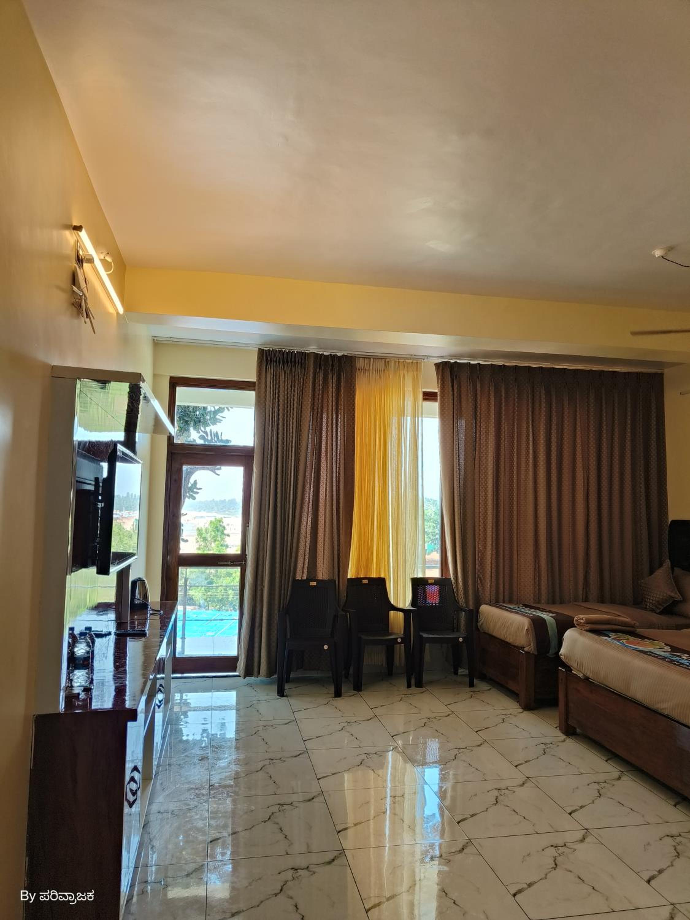 Family Room with Sea View - Photo 10