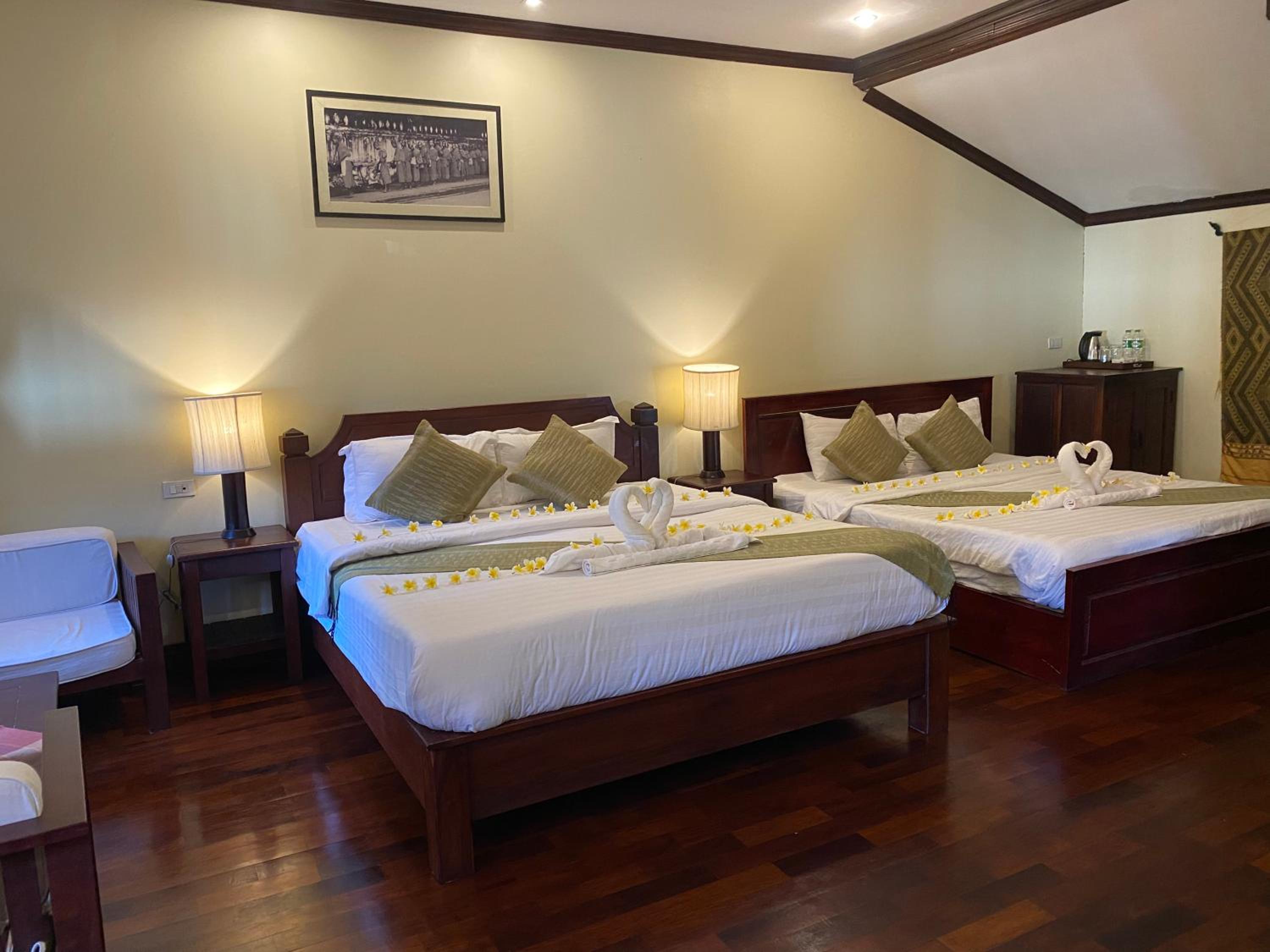 Deluxe Family Room