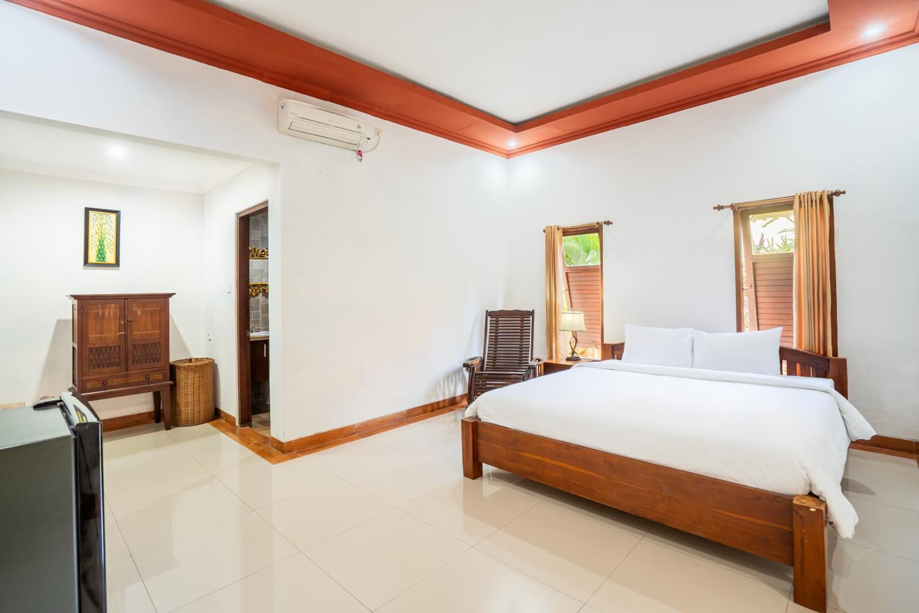 Deluxe Bungalow - Photo 3