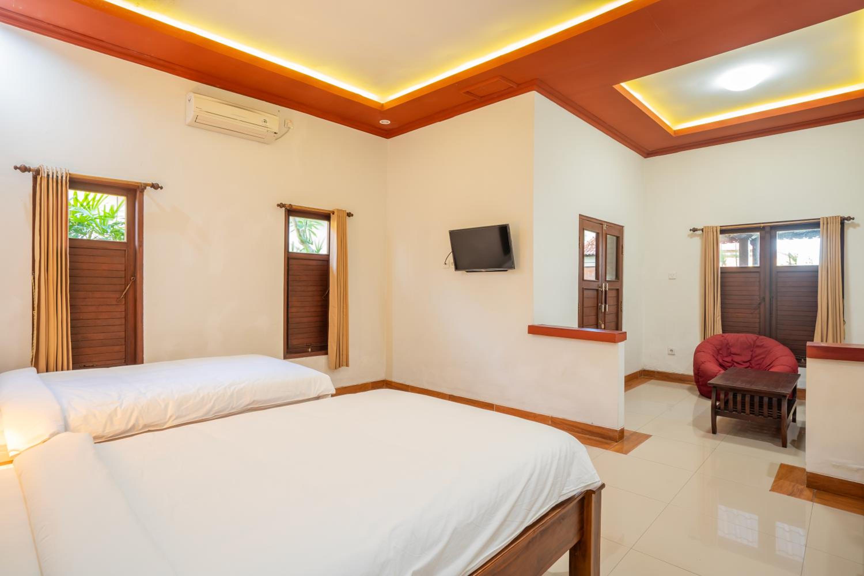 Deluxe Bungalow photo 1