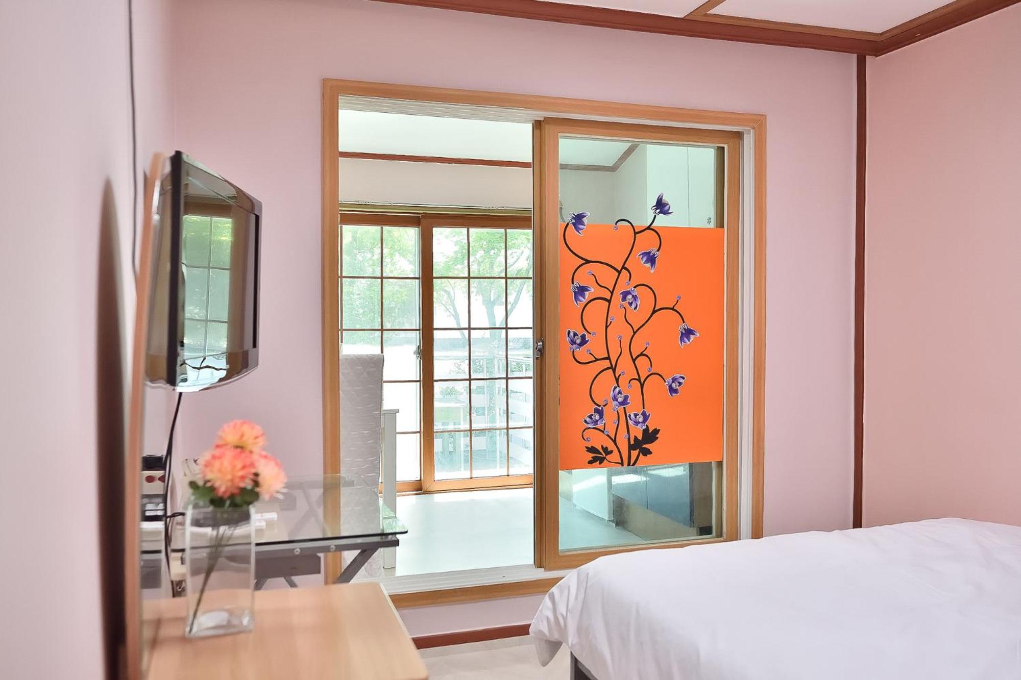 Double Room - Photo 4