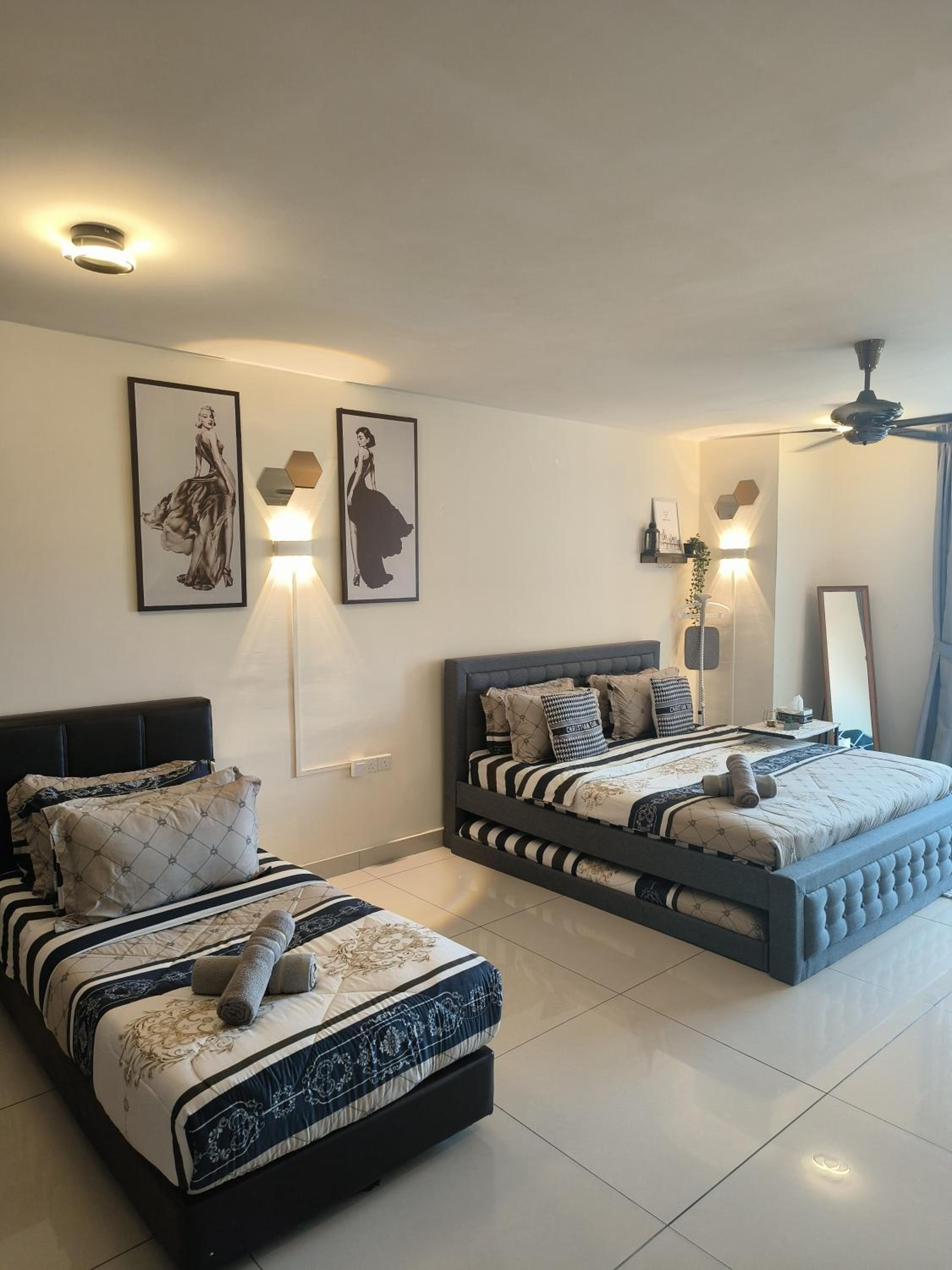 One-Bedroom Apartment