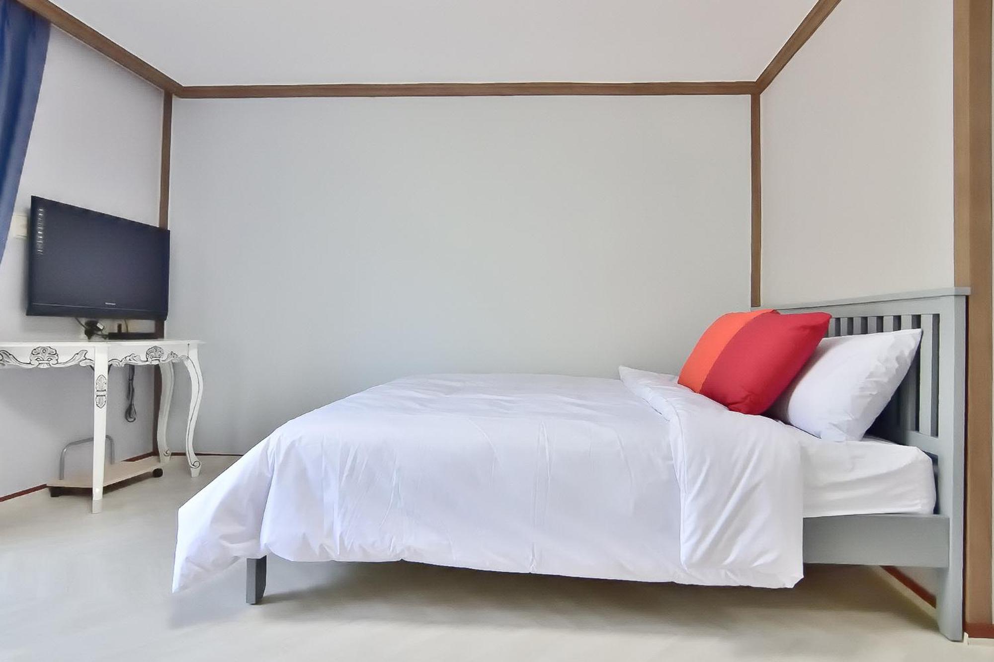 Double Room with Terrace - Photo 2