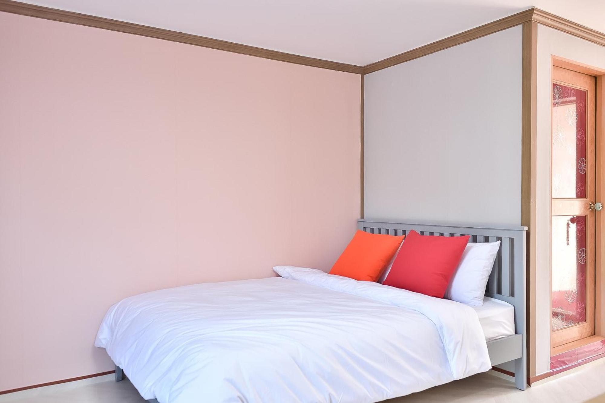 Double Room with Terrace - Photo 23