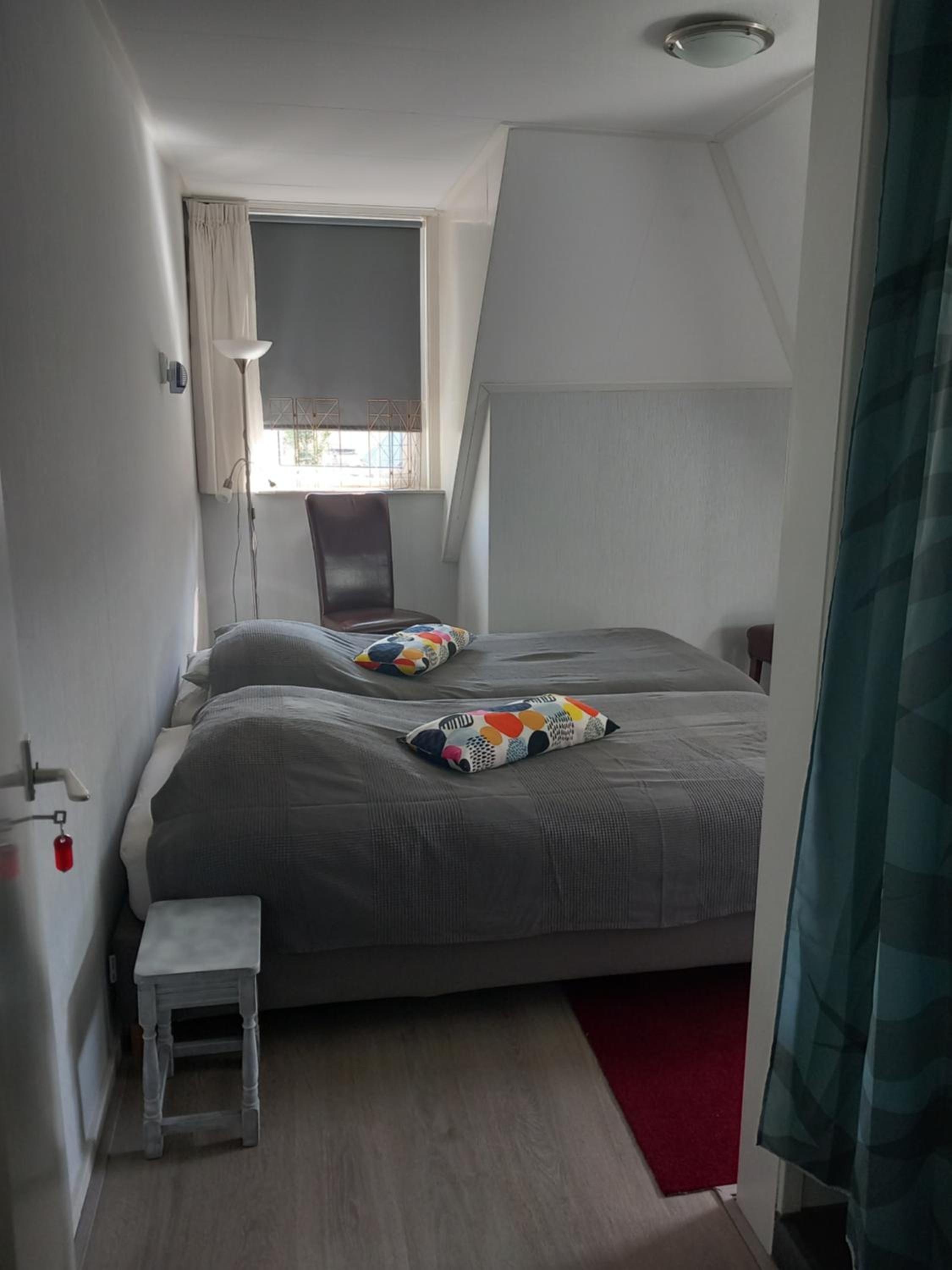 Double or Twin Room with Private Bathroom - Photo 5