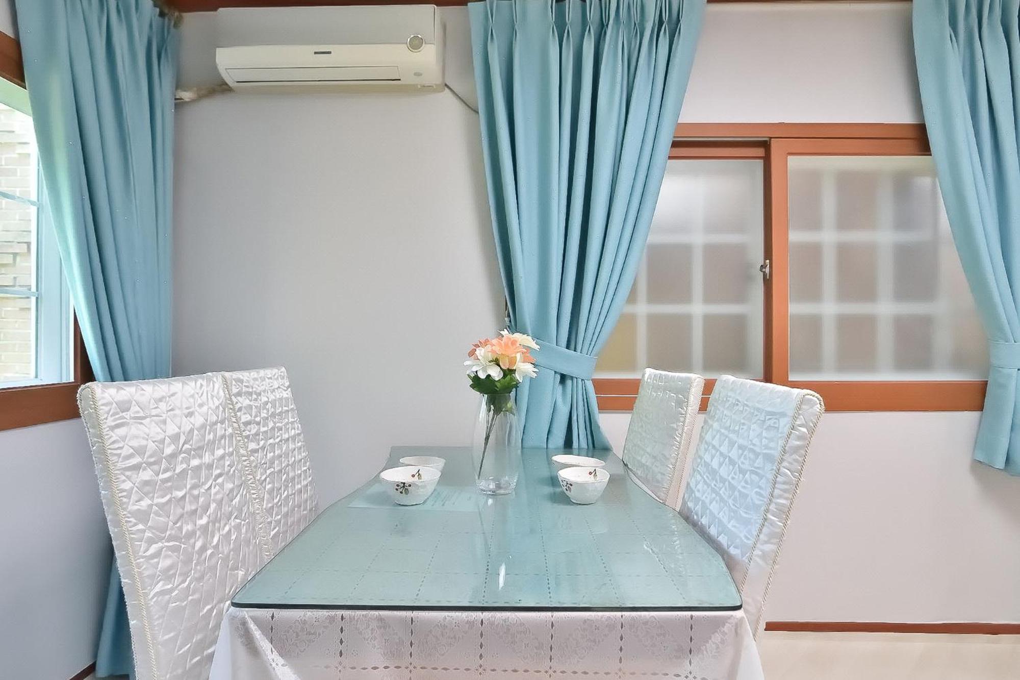 Suite - Photo 7