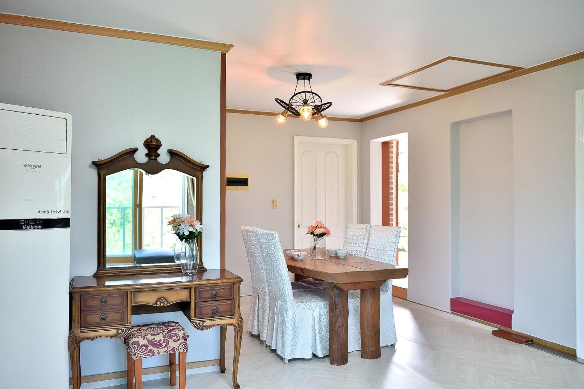 Suite with Terrace - Photo 10