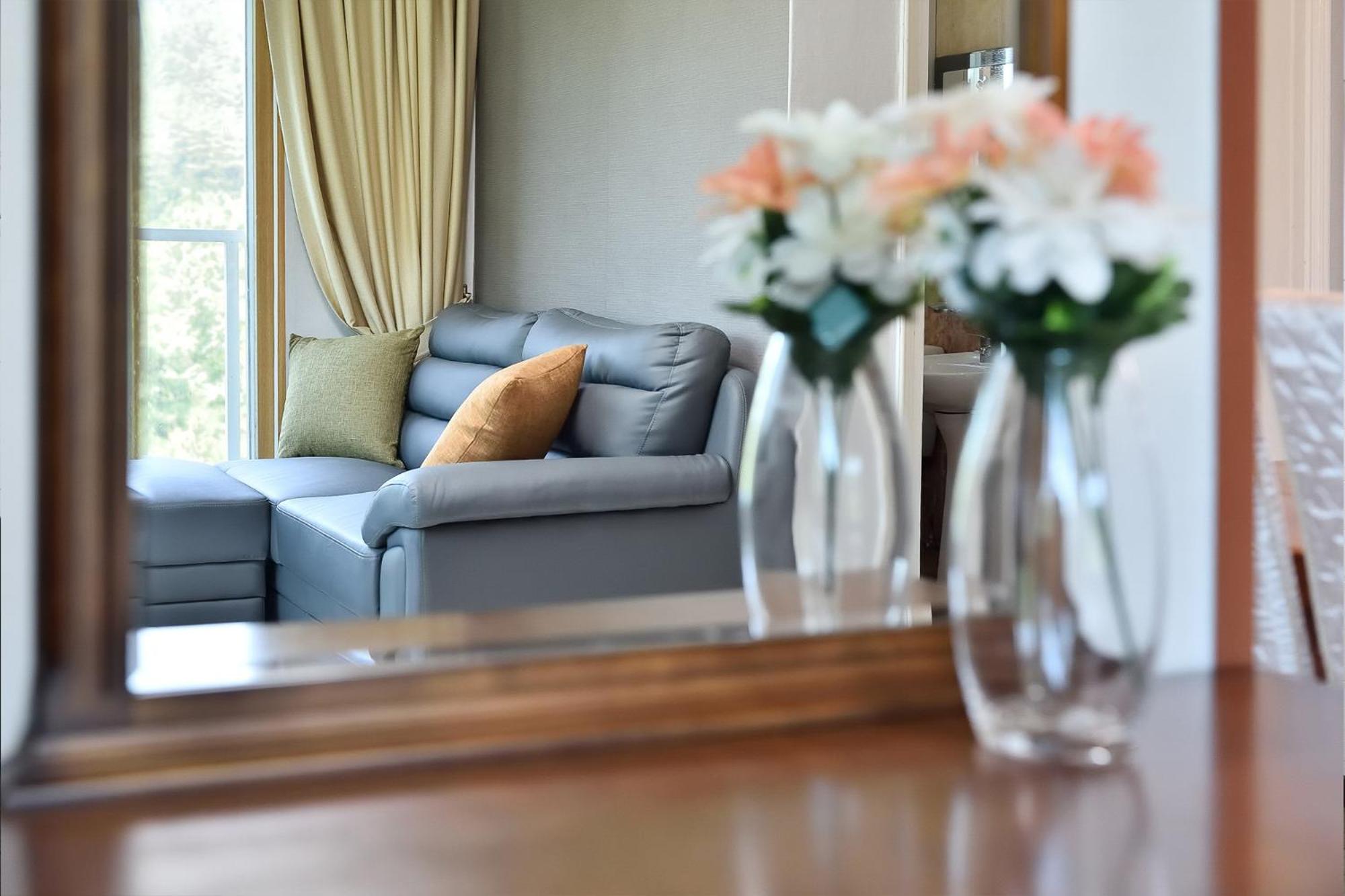 Suite with Terrace - Photo 6