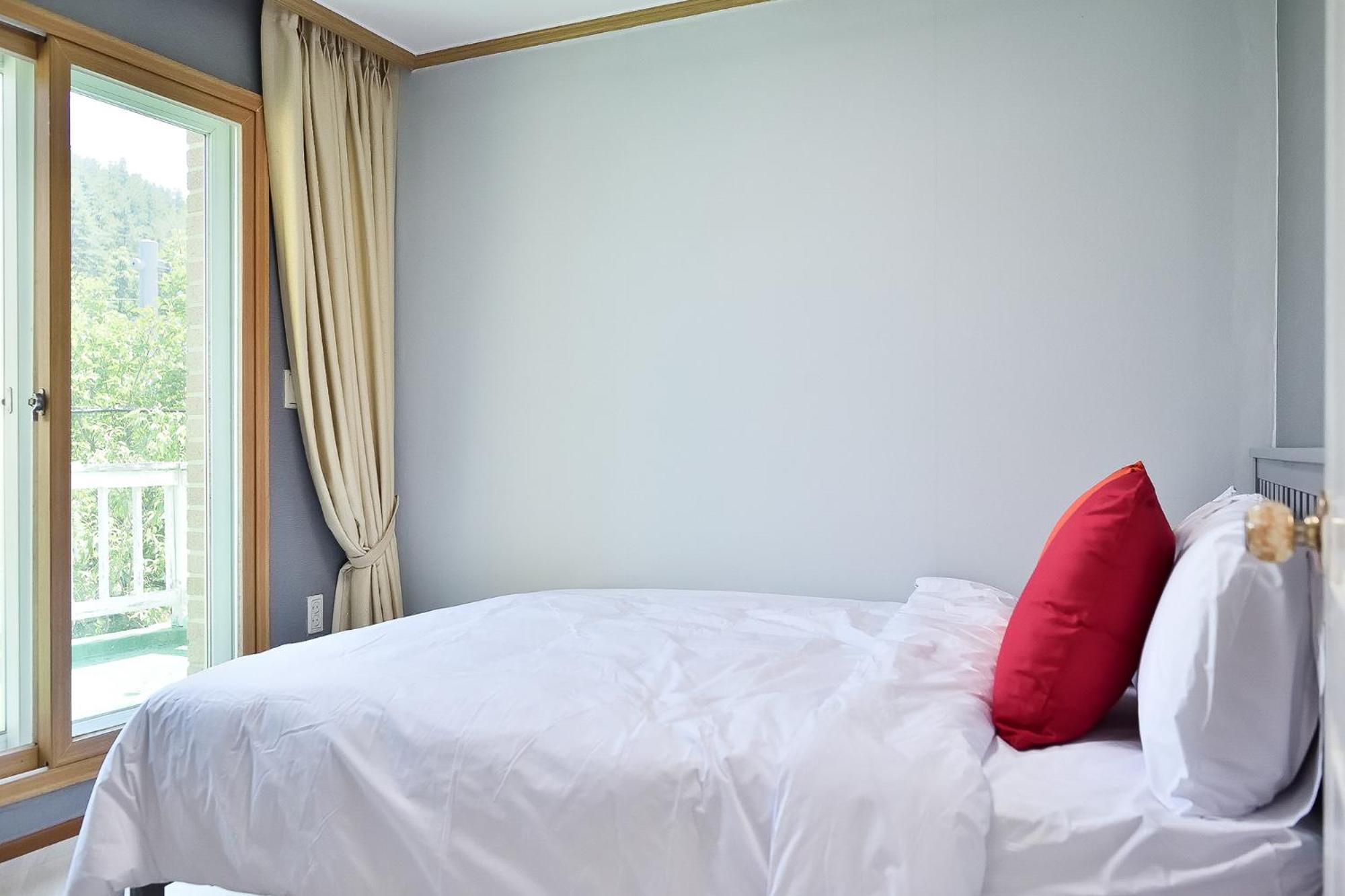 Suite with Terrace - Photo 2