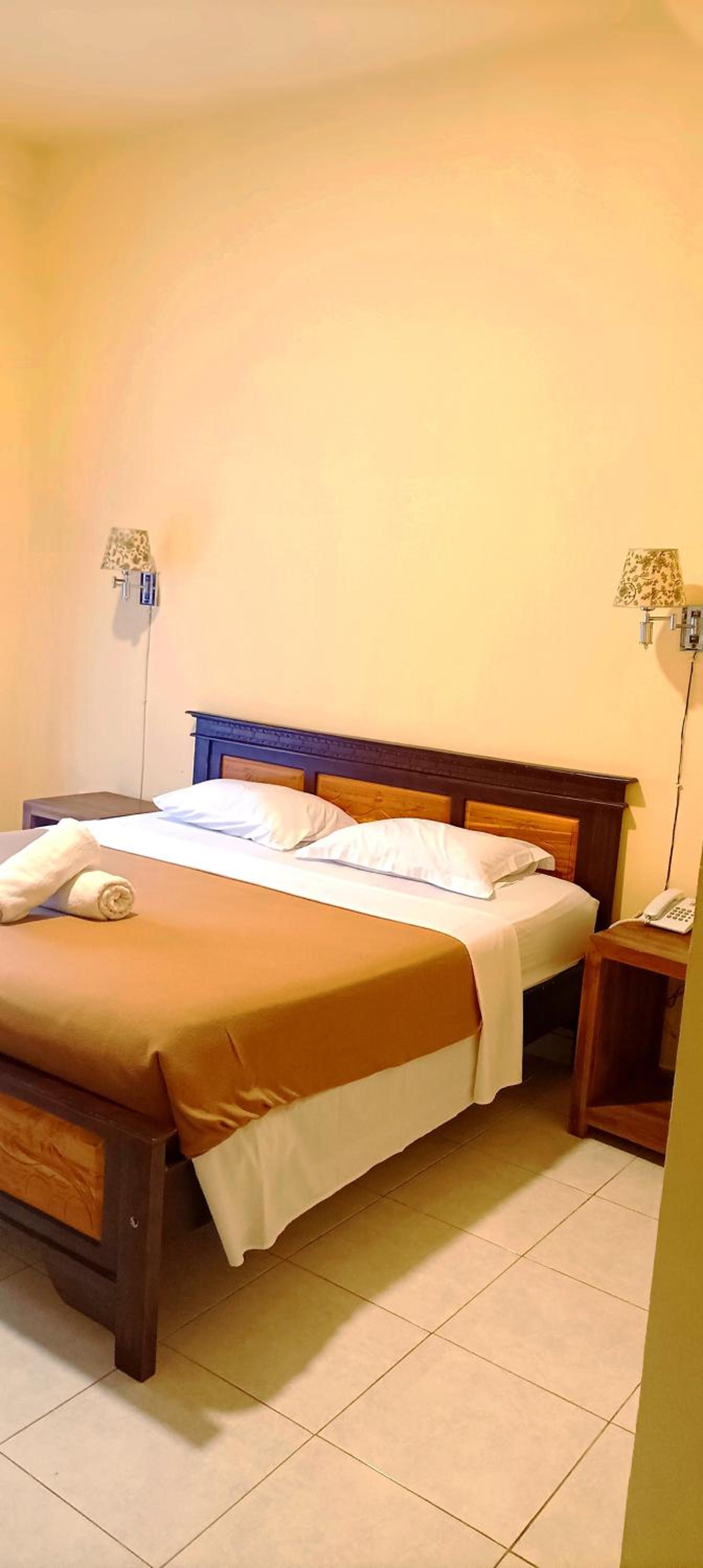 Standard Double Room - Photo 5