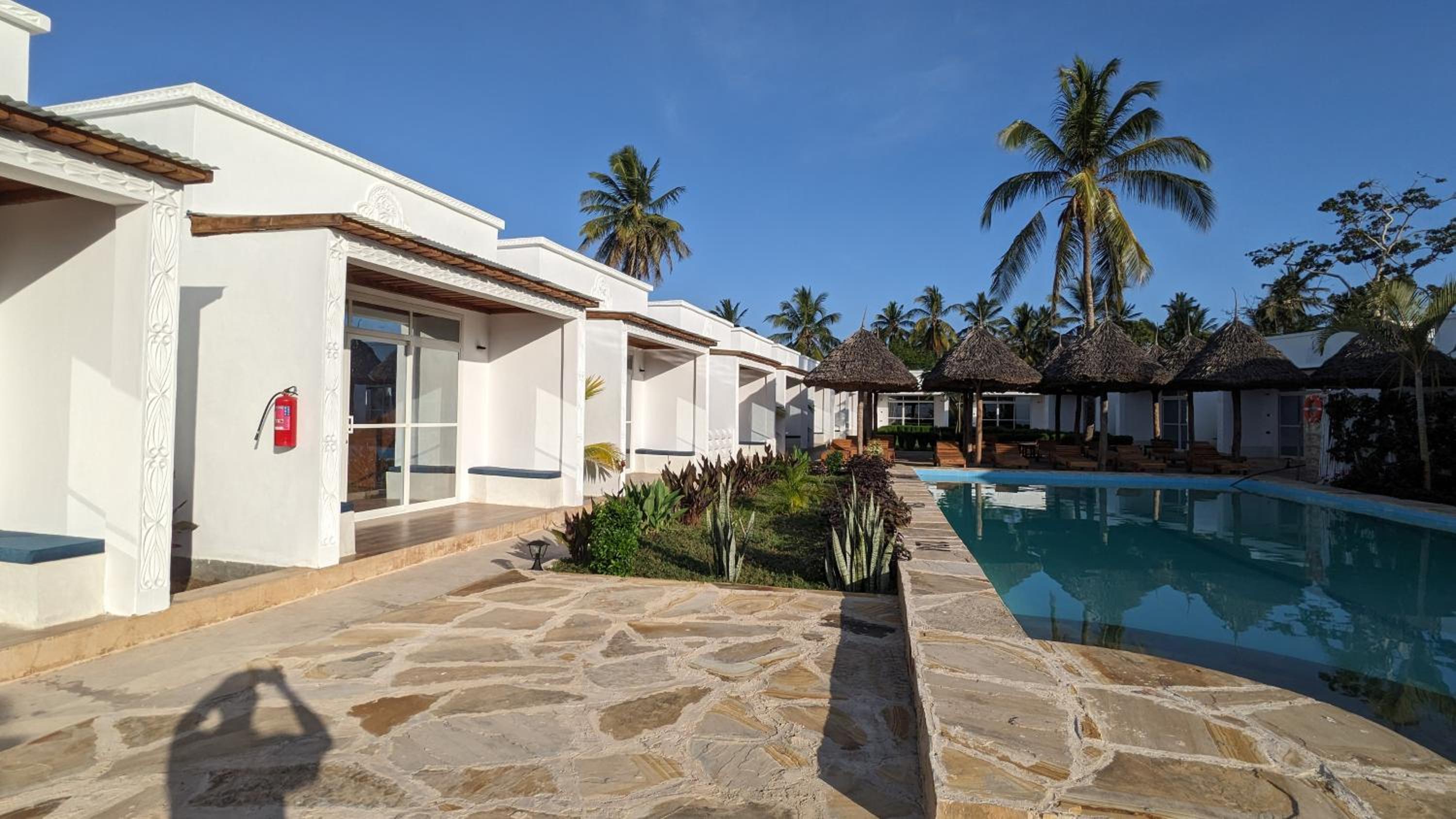 Double Room with Pool View photo 2