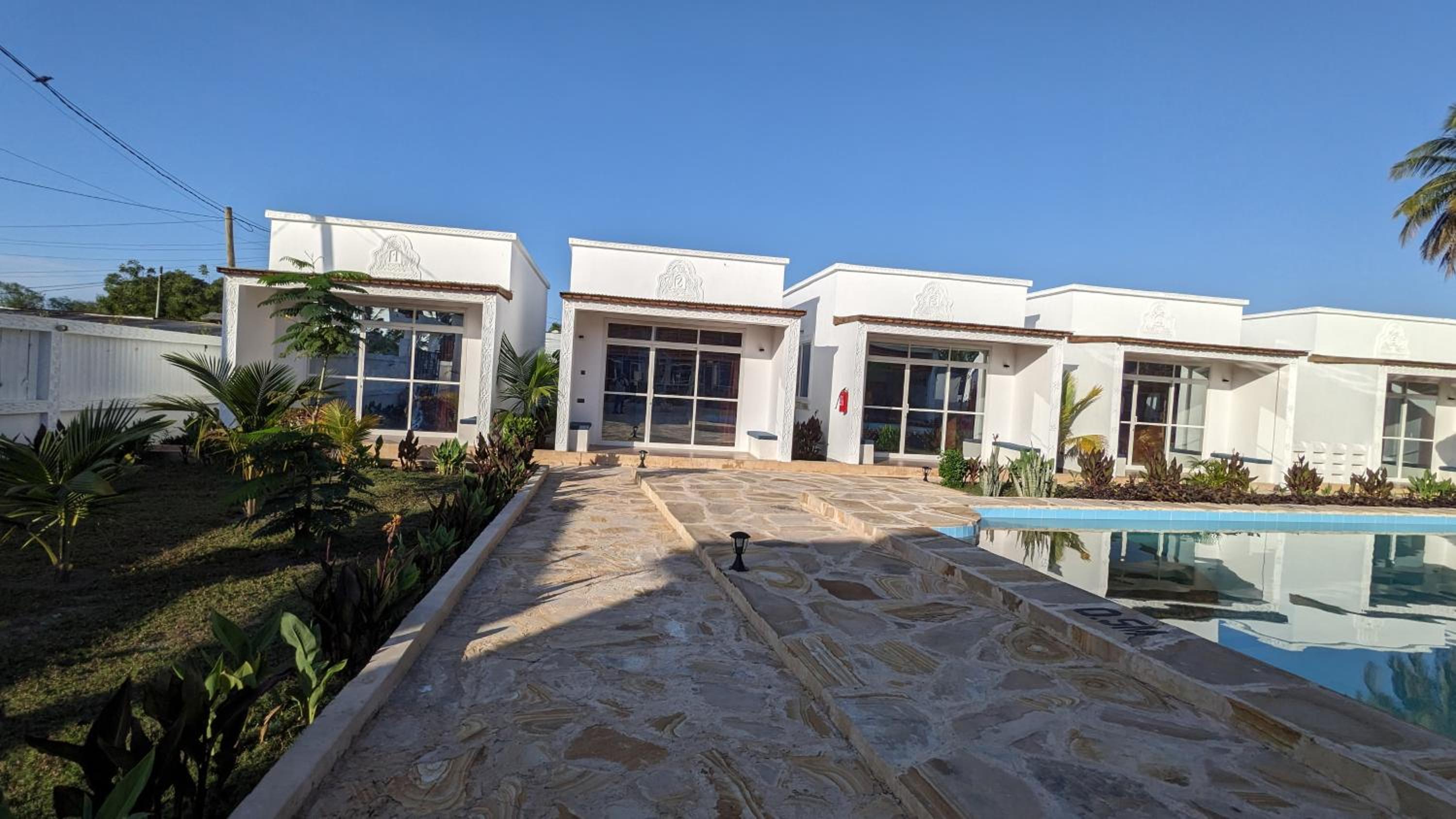Double Room with Pool View photo 3