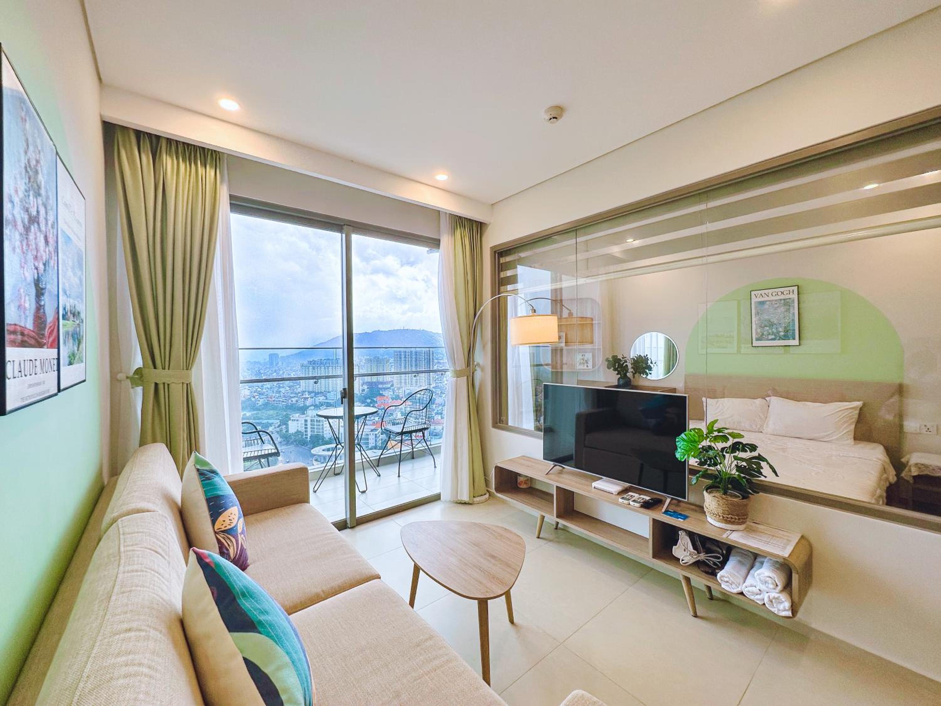 Two-Bedroom Apartment with View - Photo 68