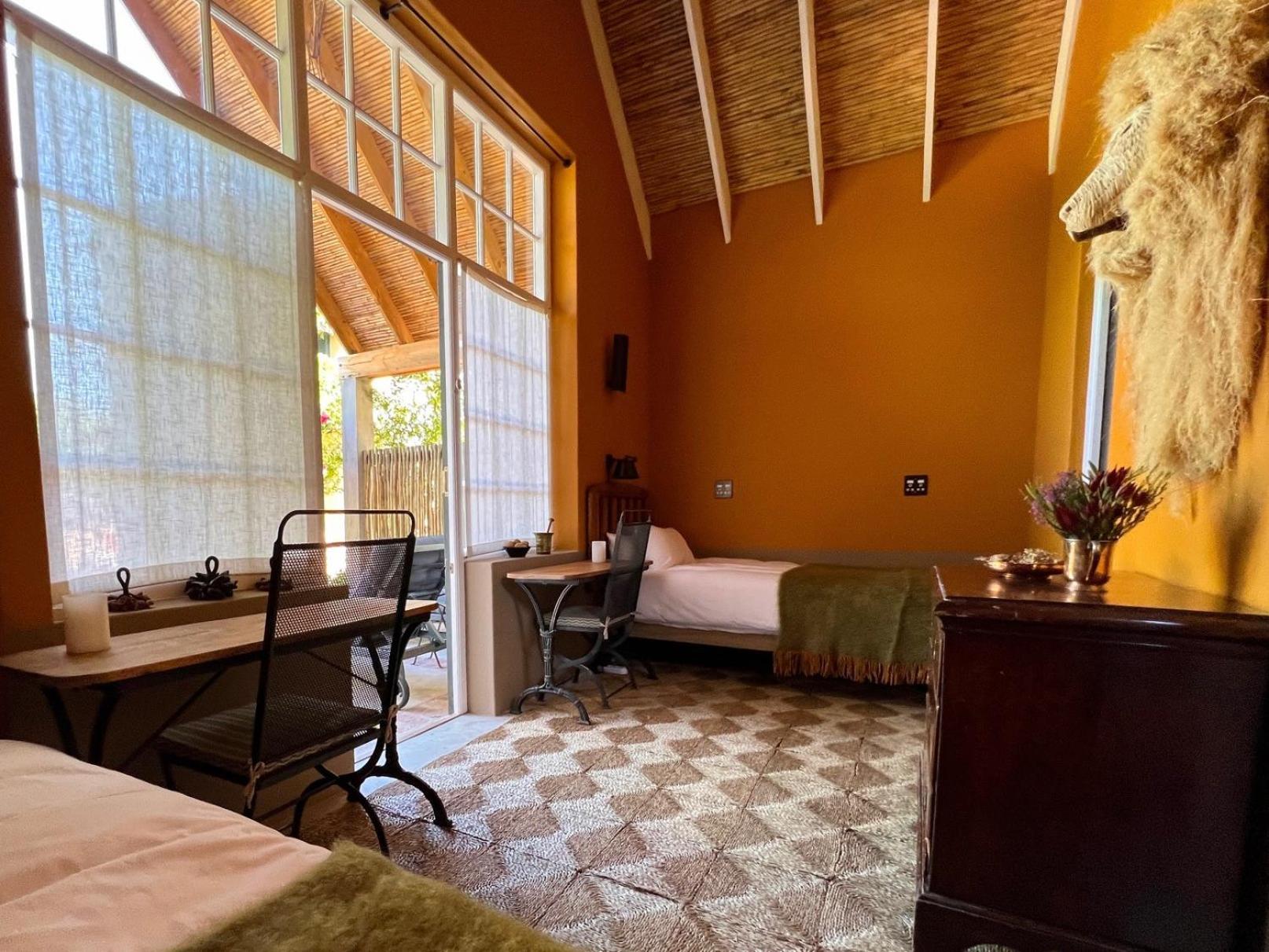 Standard Twin Room with Garden View