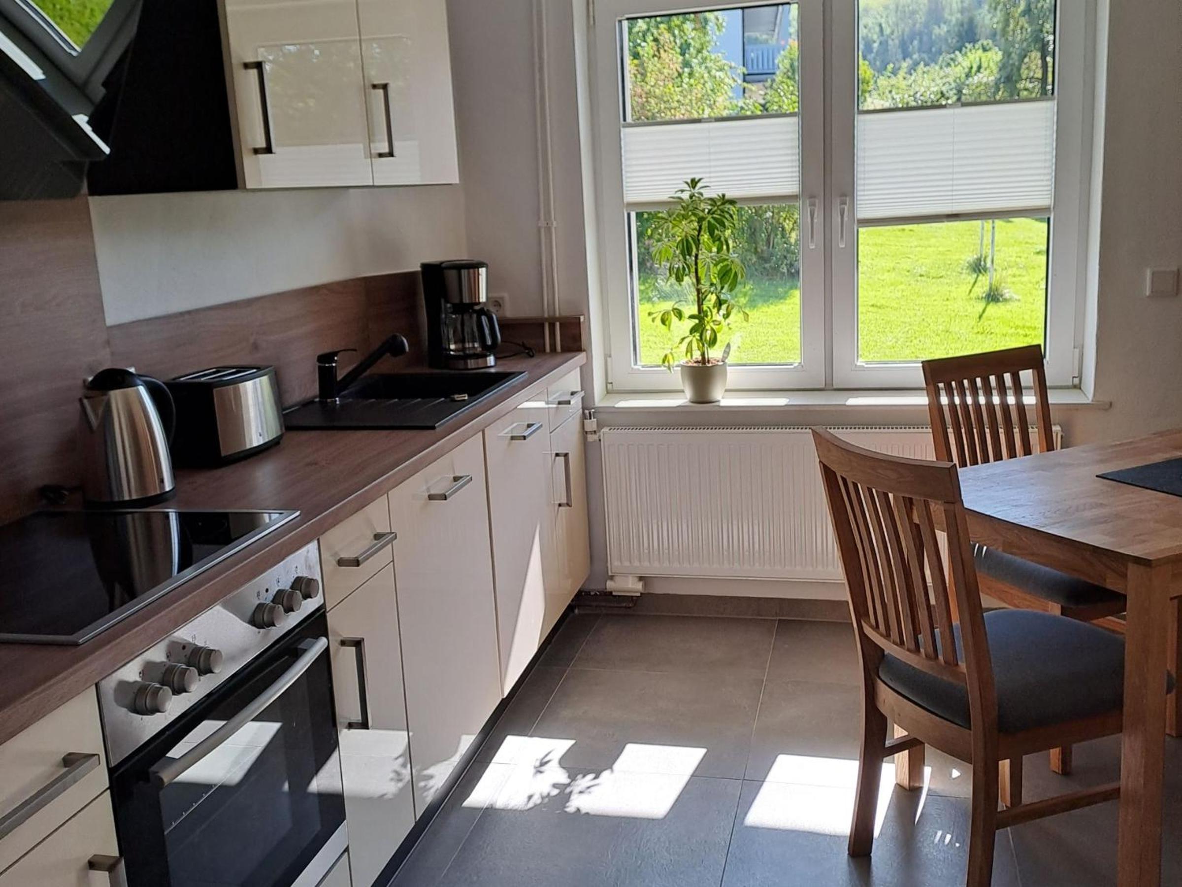 Two-Bedroom Deluxe Apartment with Garden View photo 3