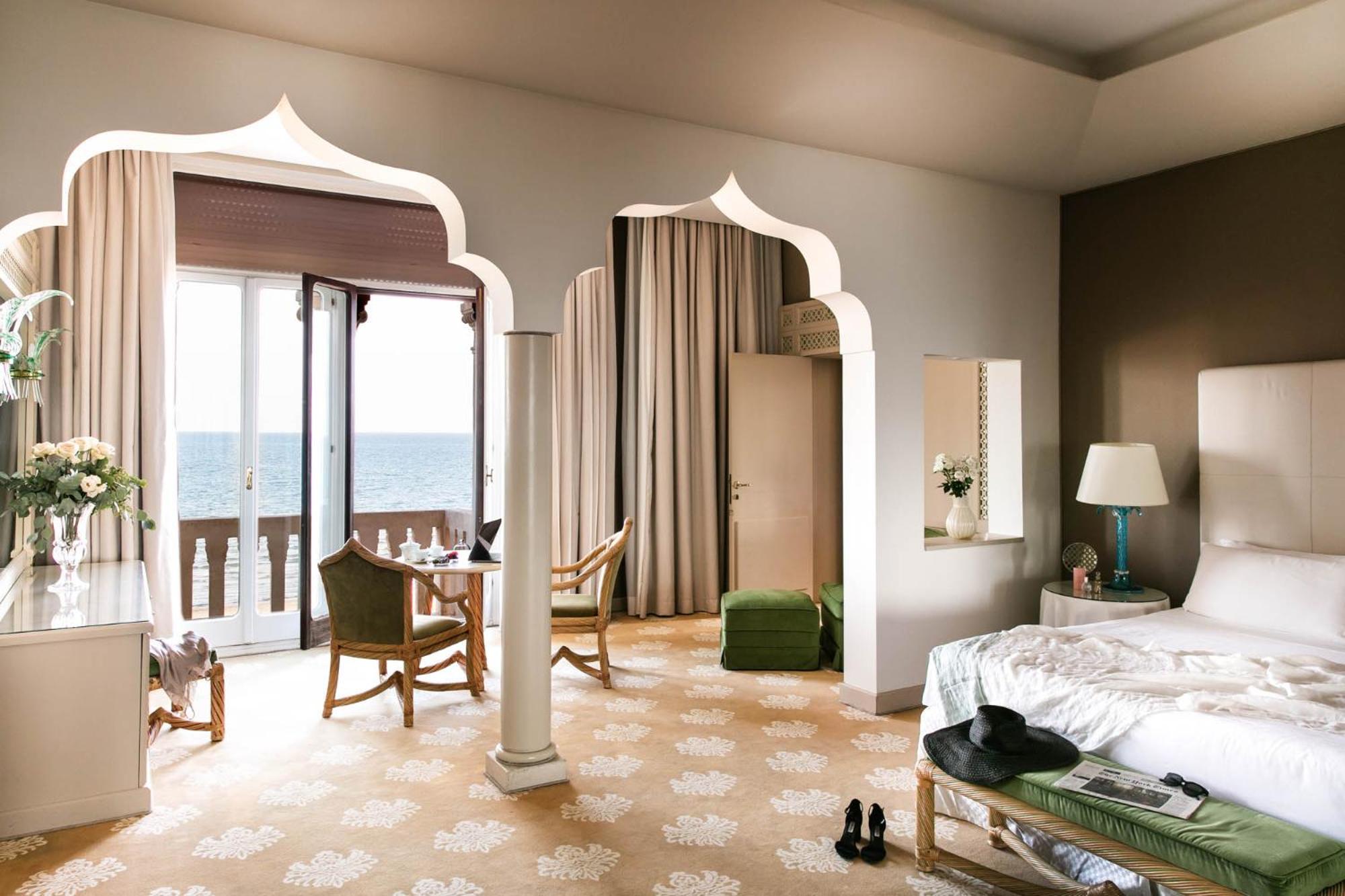 Presidential Suite with Sea View thumbnail 5