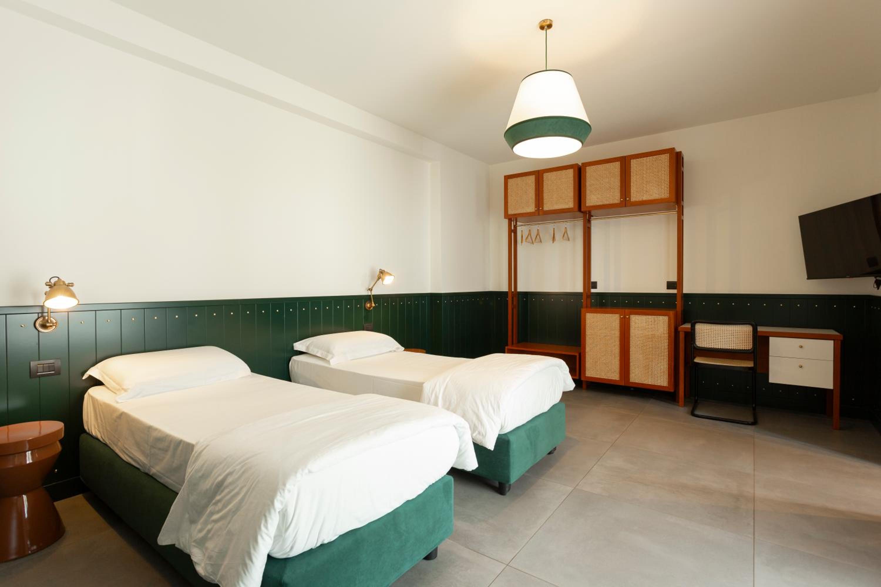 Double Room - Photo 2