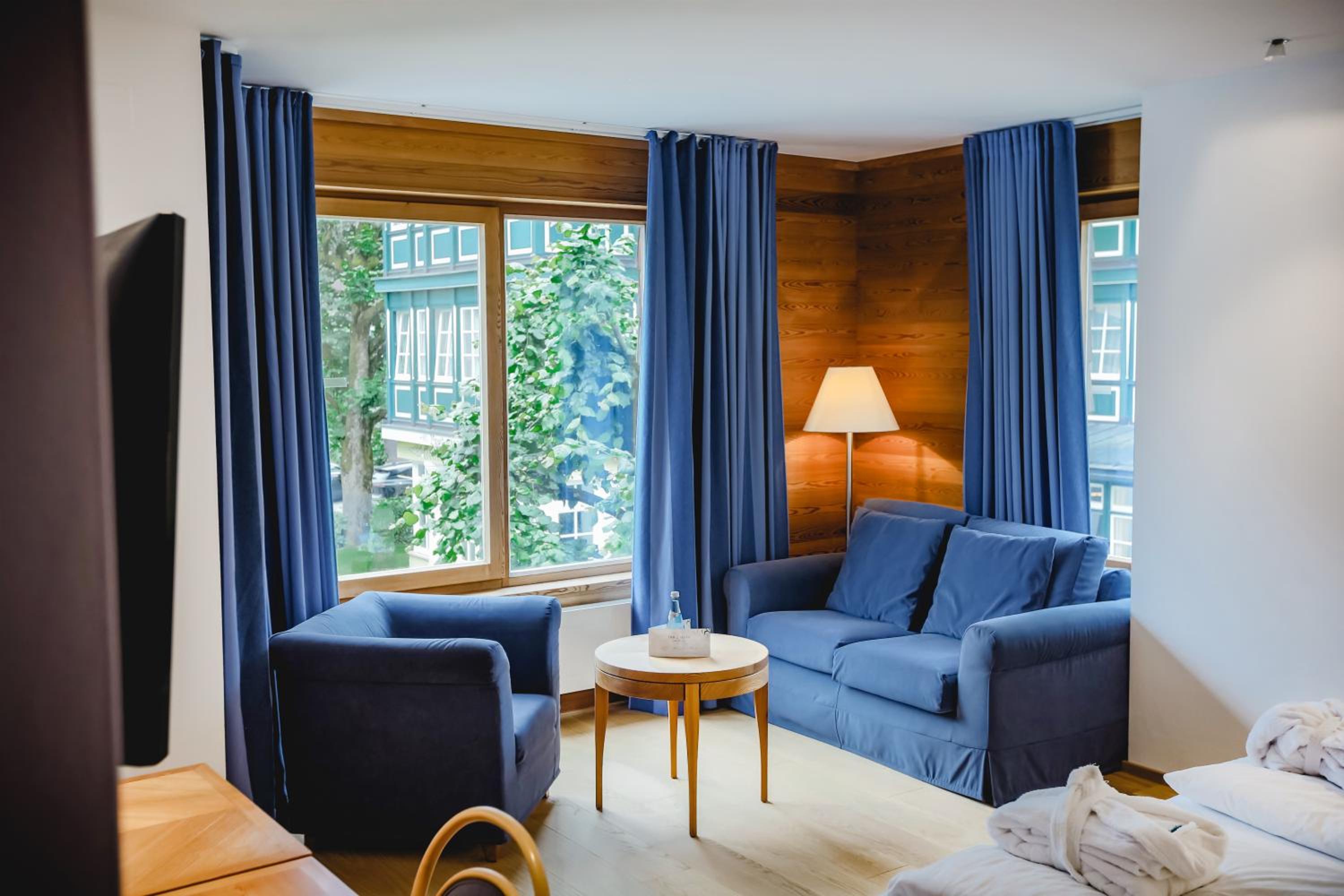 Double Room with Mountain View - Photo 3