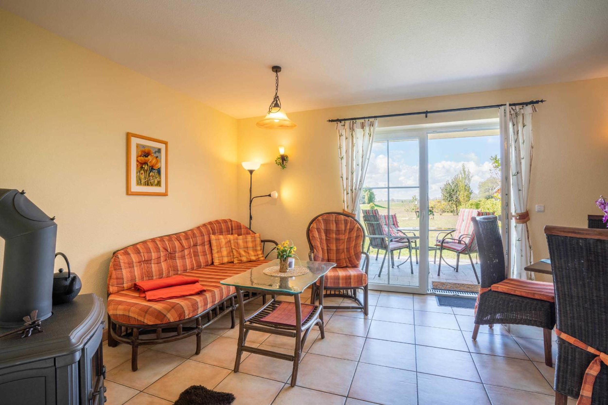 One-Bedroom Apartment with Terrace photo 1