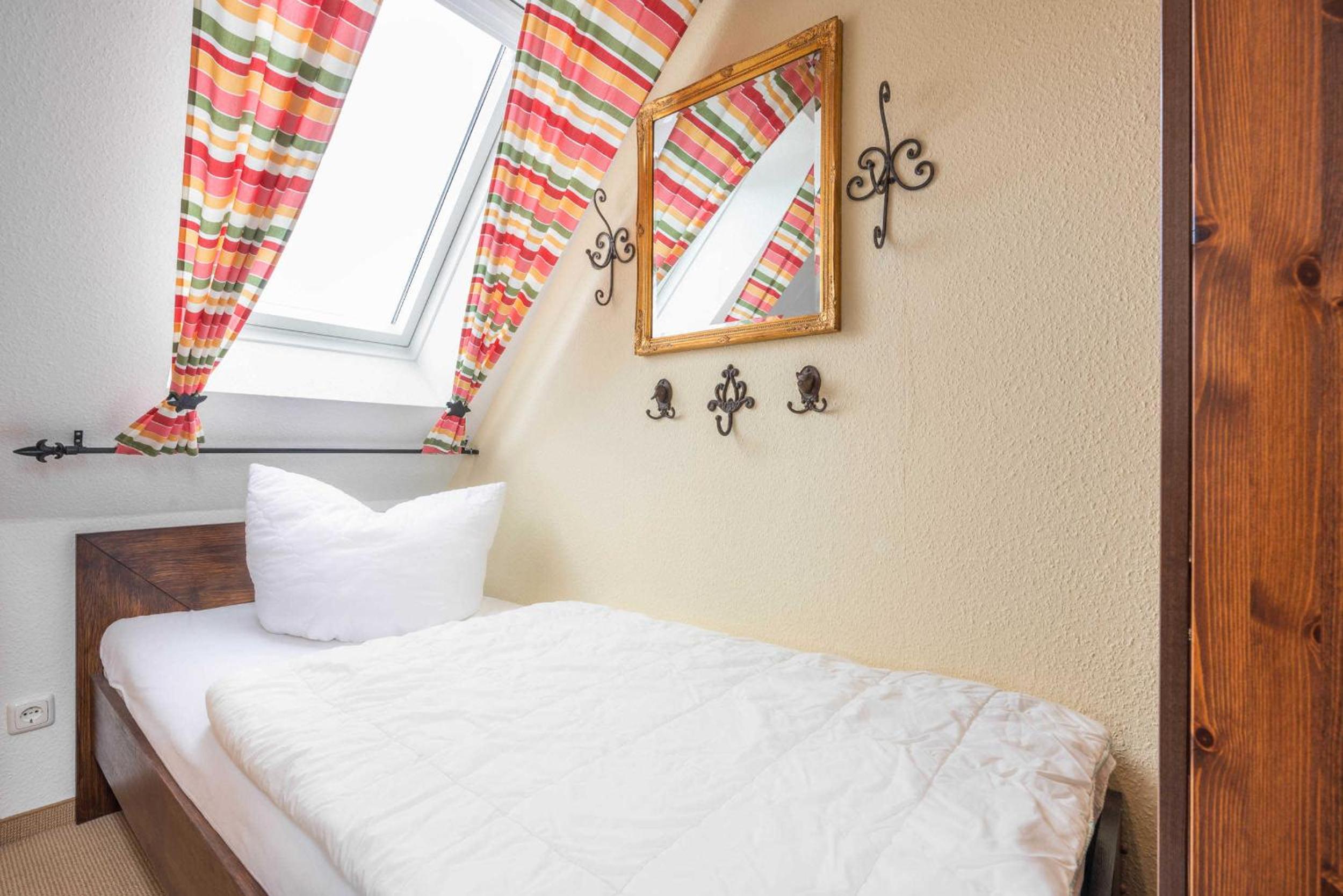 One-Bedroom Apartment with Balcony photo 2
