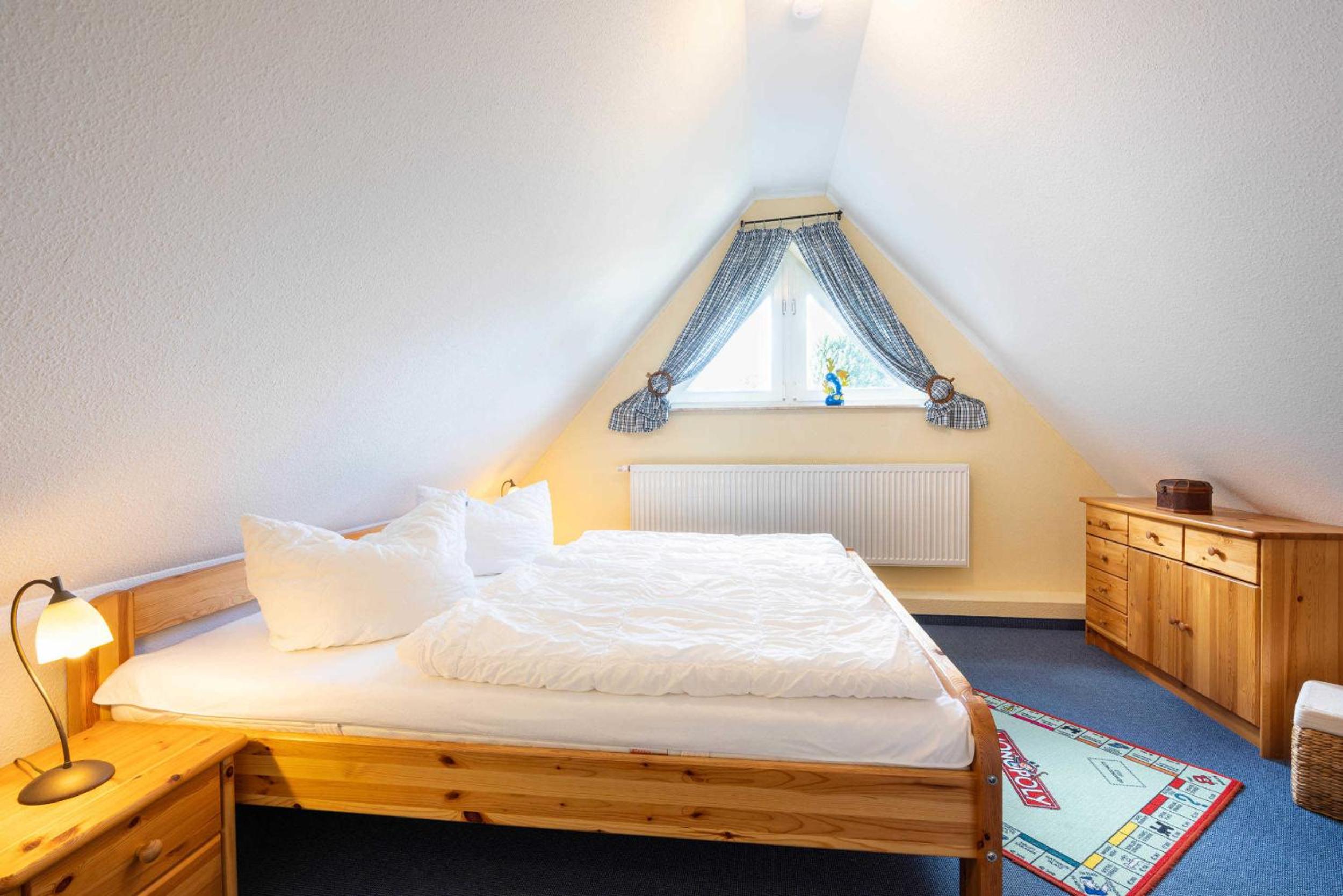 Two-Bedroom Apartment with Balcony photo 2