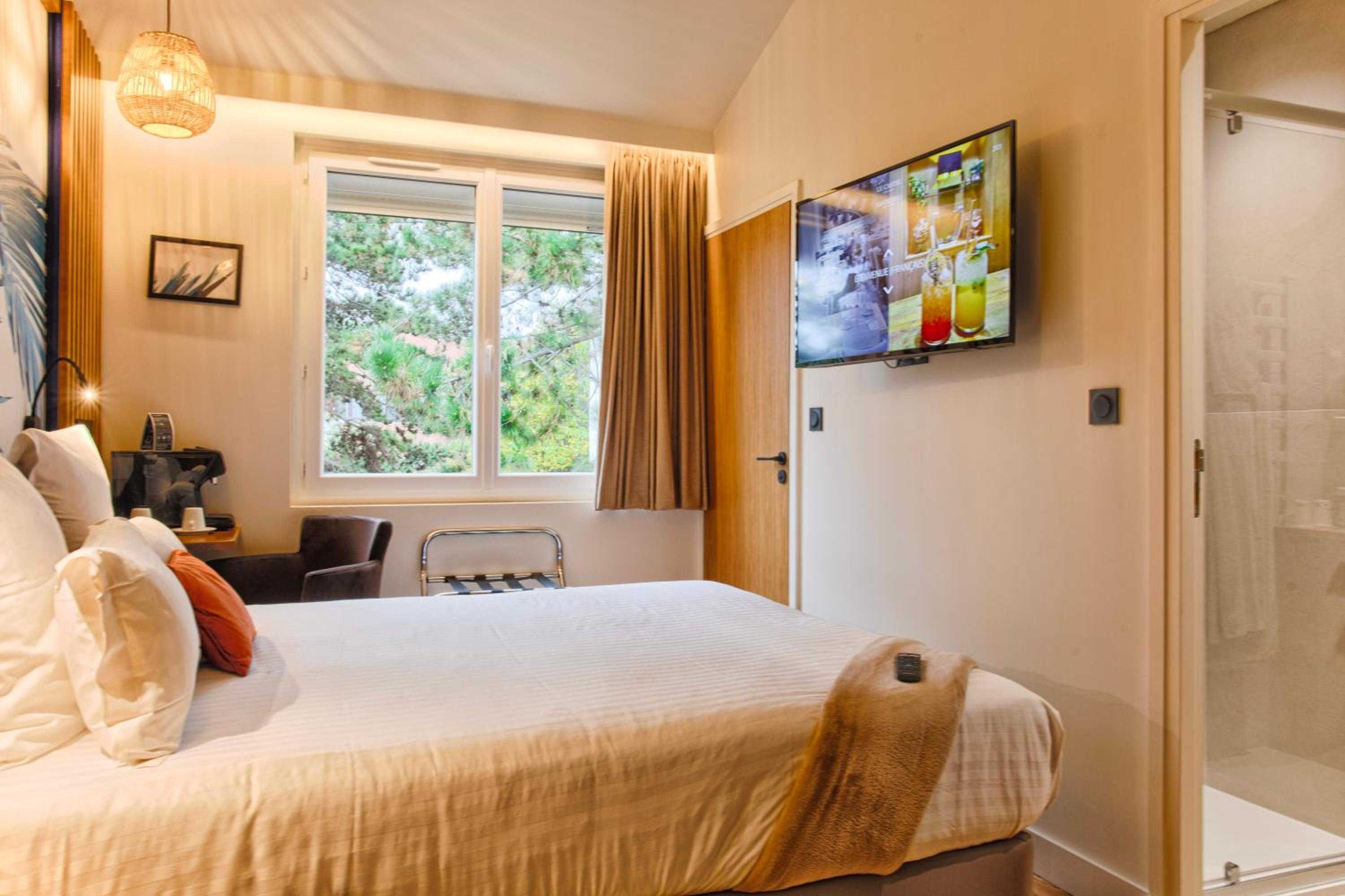 Single Room with Shower