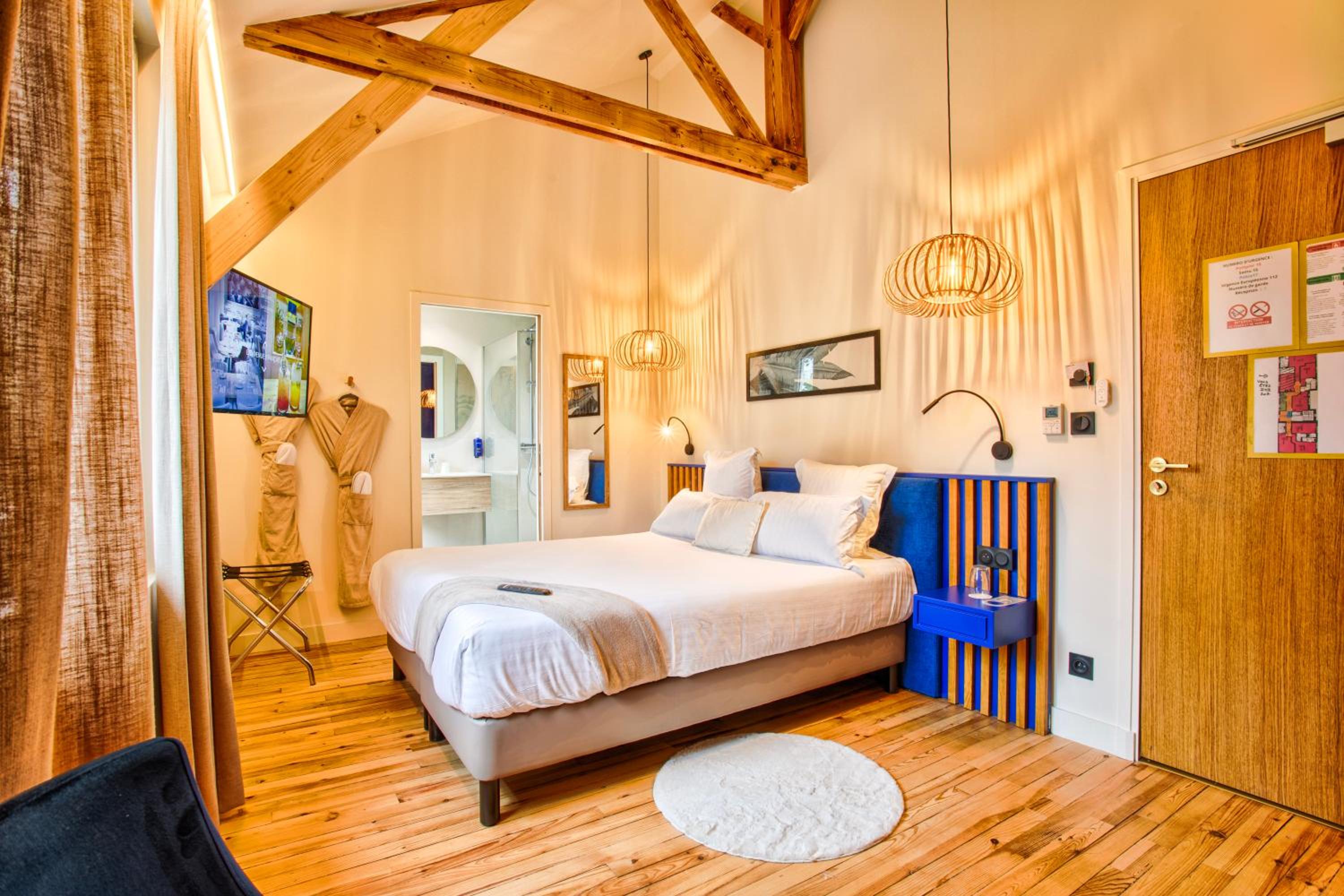 Deluxe Double Room photo 2