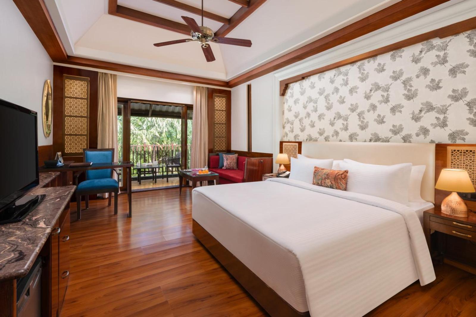 Luxury Cottage with Balcony: 10% discount on Food & Beverages (excluding In-Room Dining and Liquor), 10% discount on Spa Services, Laundry Services, Complimentary Happy Hour Offer – Buy 1 Get 1 Free, available daily from 11:00 AM to 7:00 PM. - Photo 1