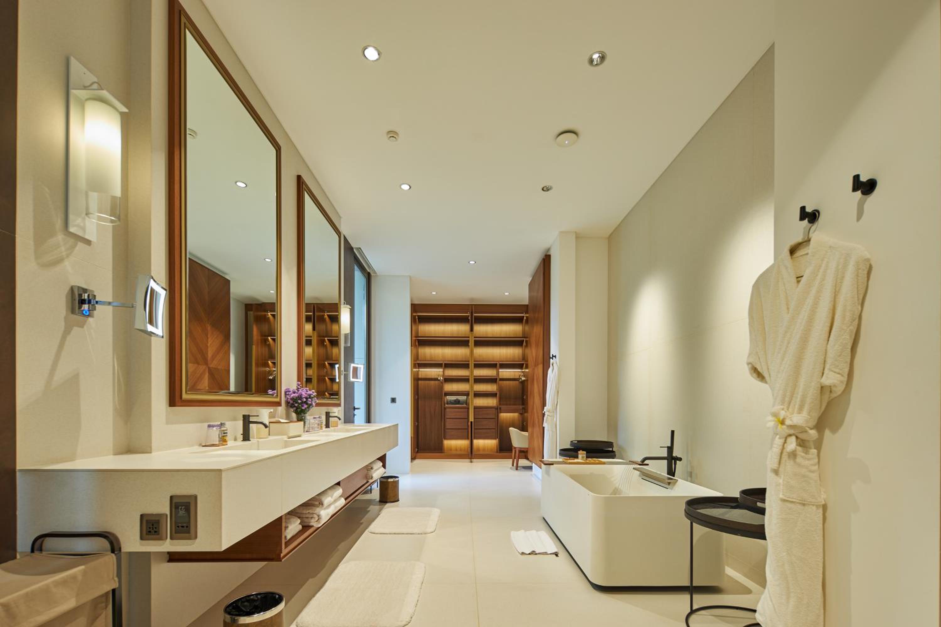 Suite With Garden View - Photo 7
