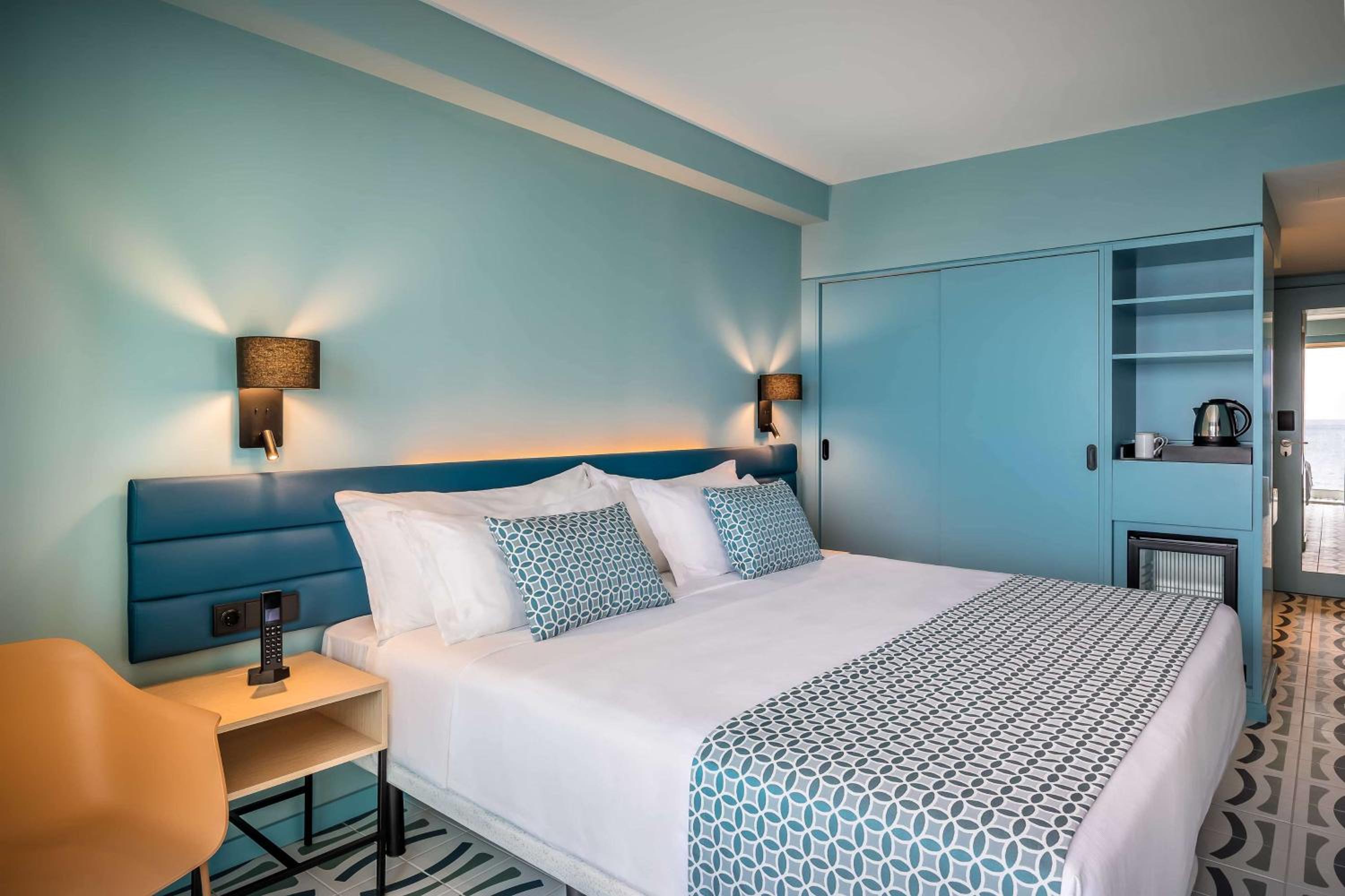 Superior Double or Twin Room with Sea View - Photo 4