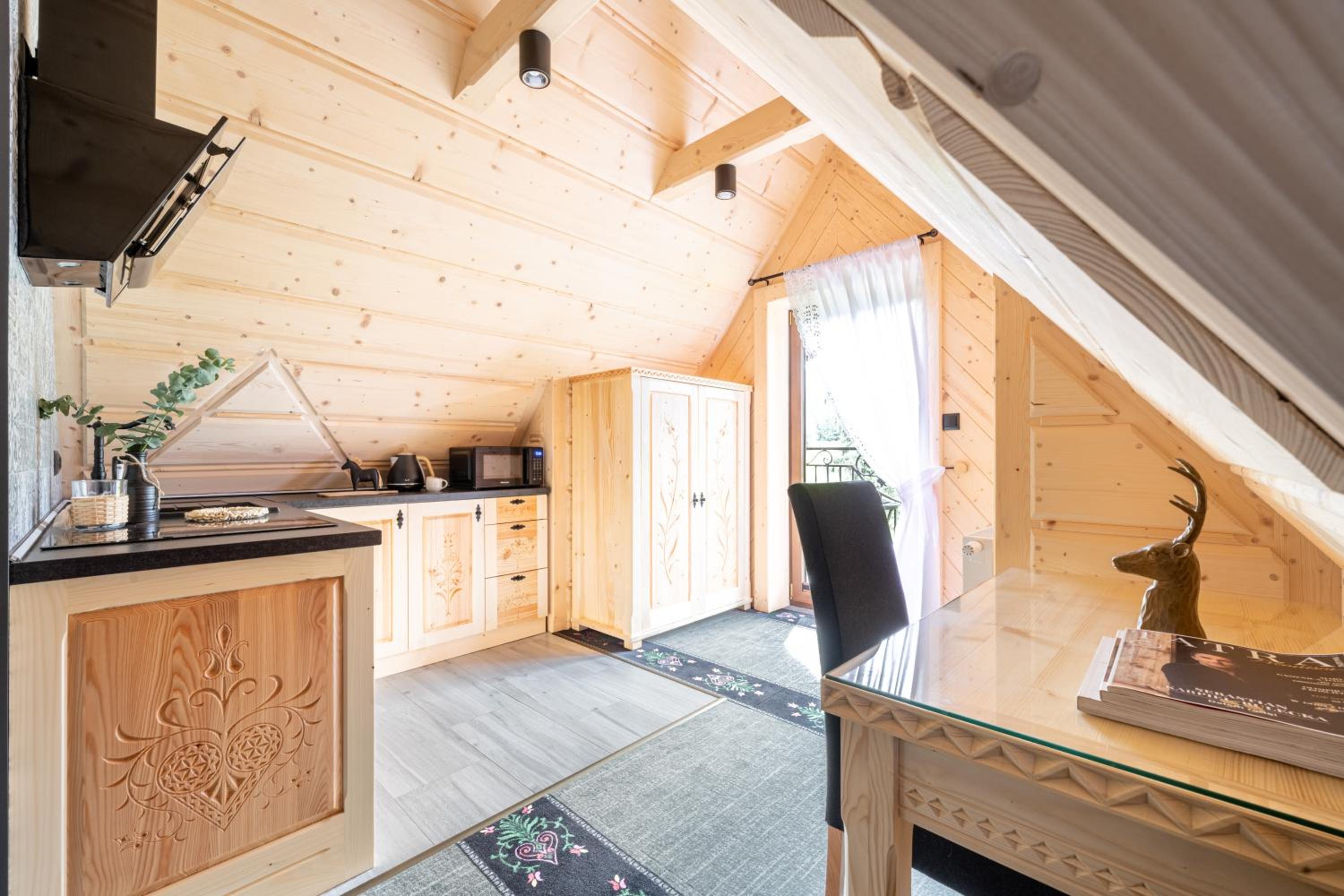 Double Room with Mountain View