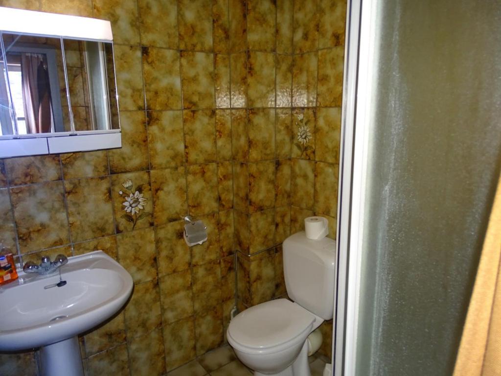 Single Room photo 3