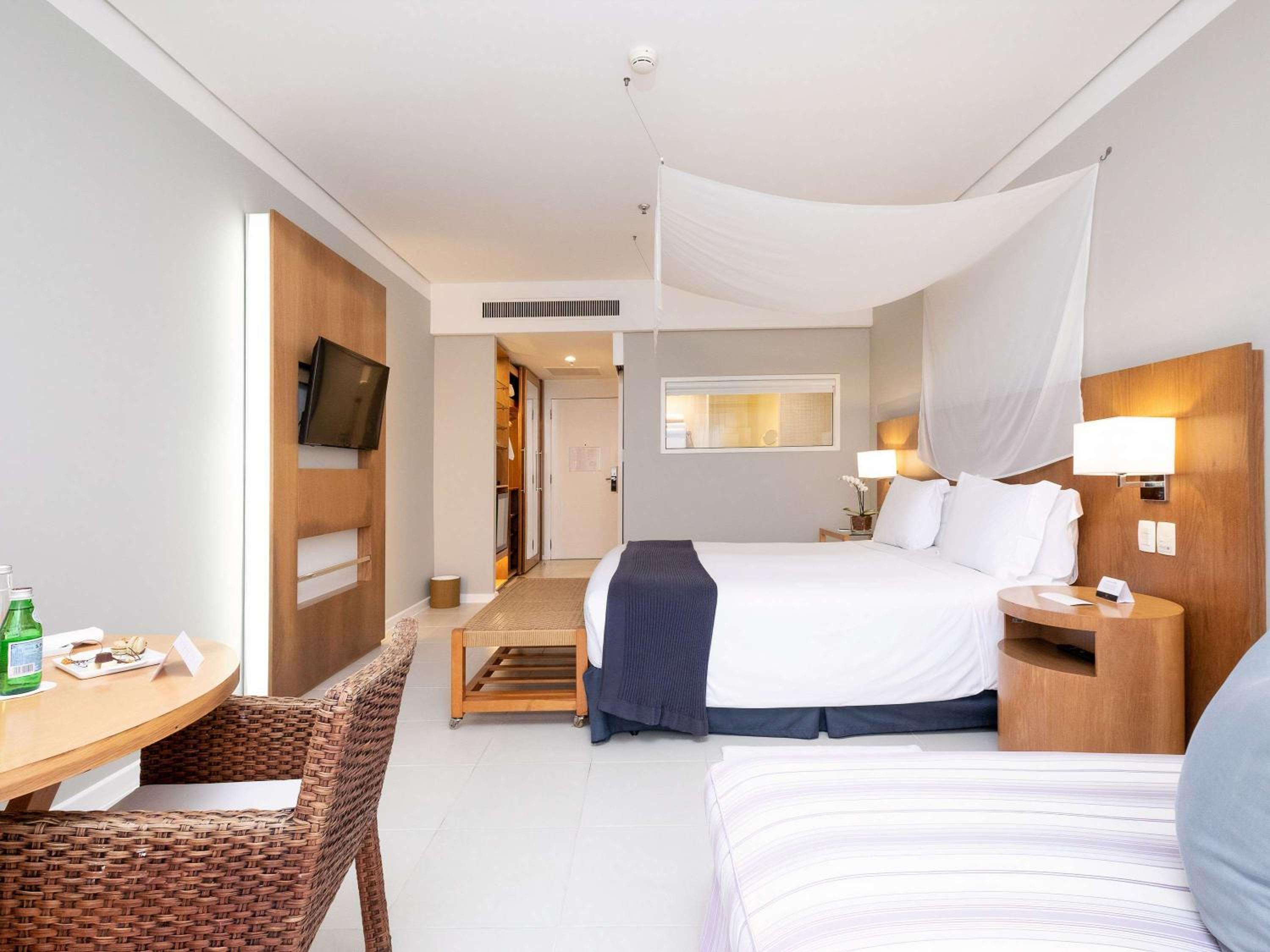 Classic Double Room with Balcony and Mountain View photo 1