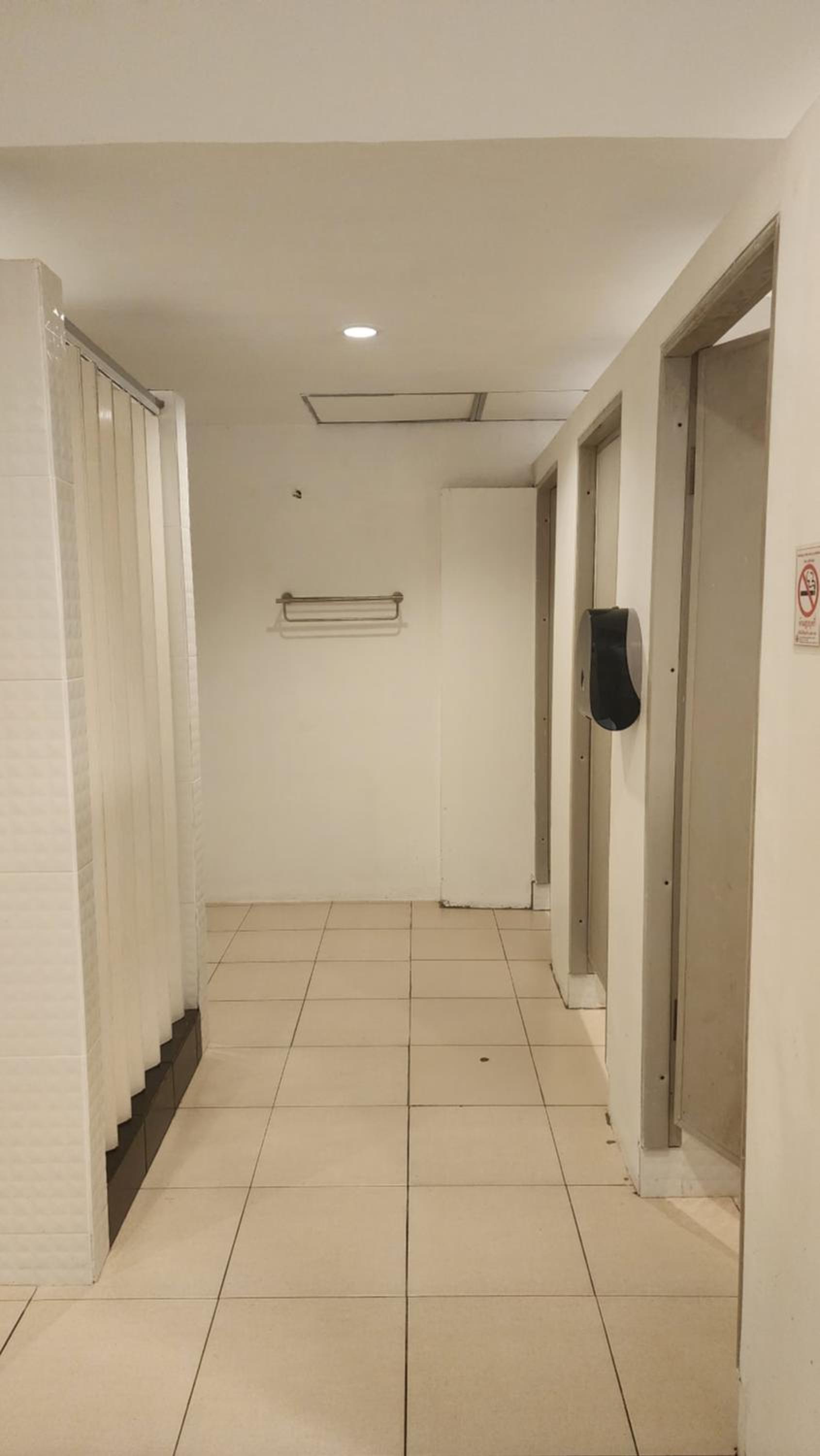 Dormitory Room with Shared Bathroom ( 4 Adults) photo 2