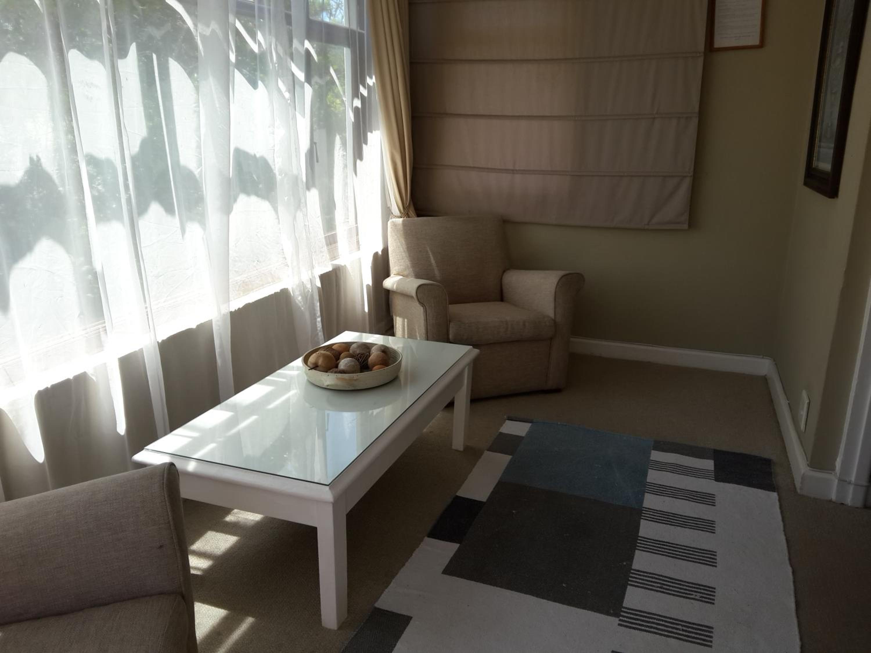 Double Room with Lake View - Photo 2