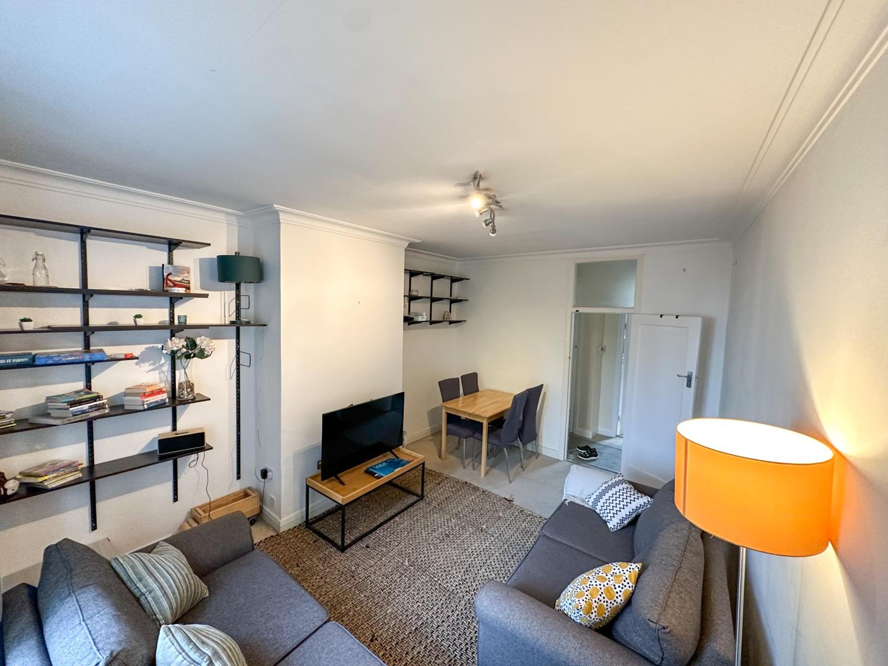 Two-Bedroom Apartment photo 2