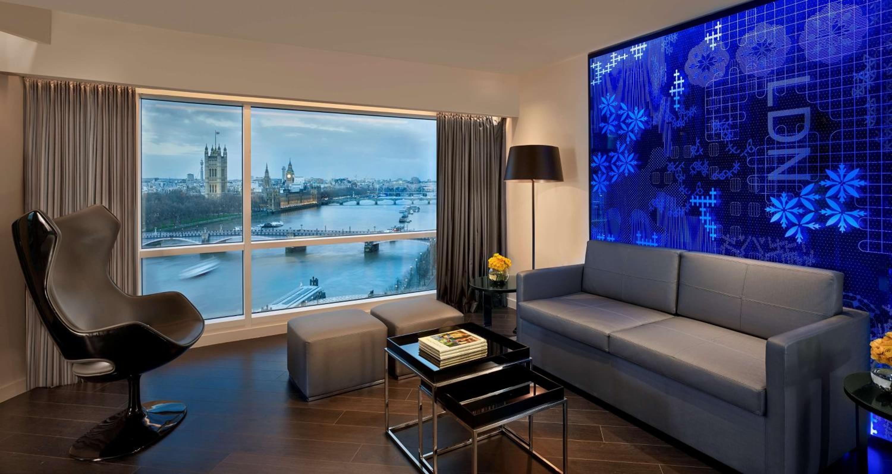 One-Bedroom Suite with Balcony and River View