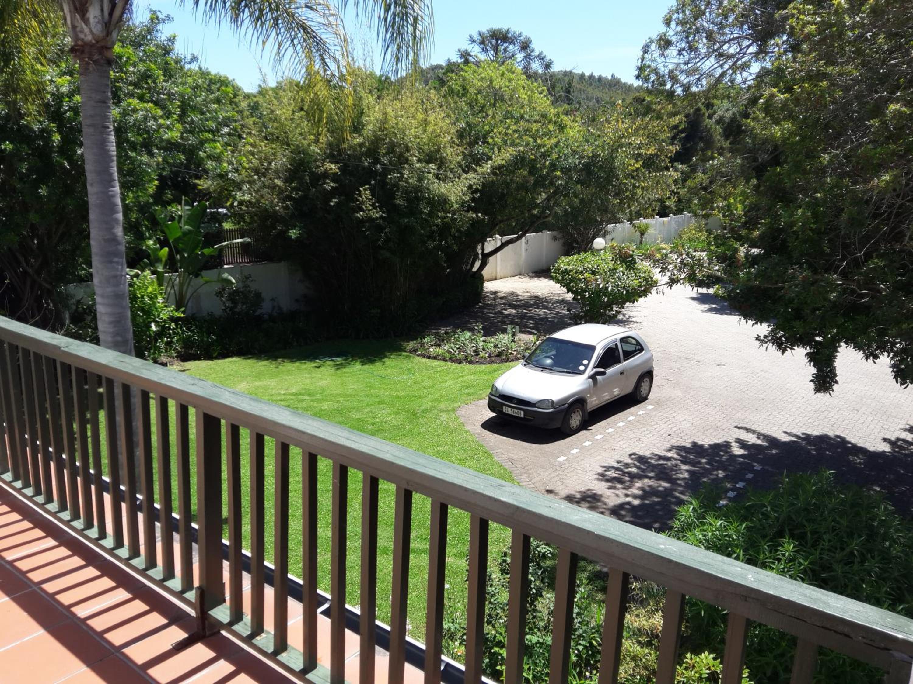 Double Room with Lake View - Photo 3