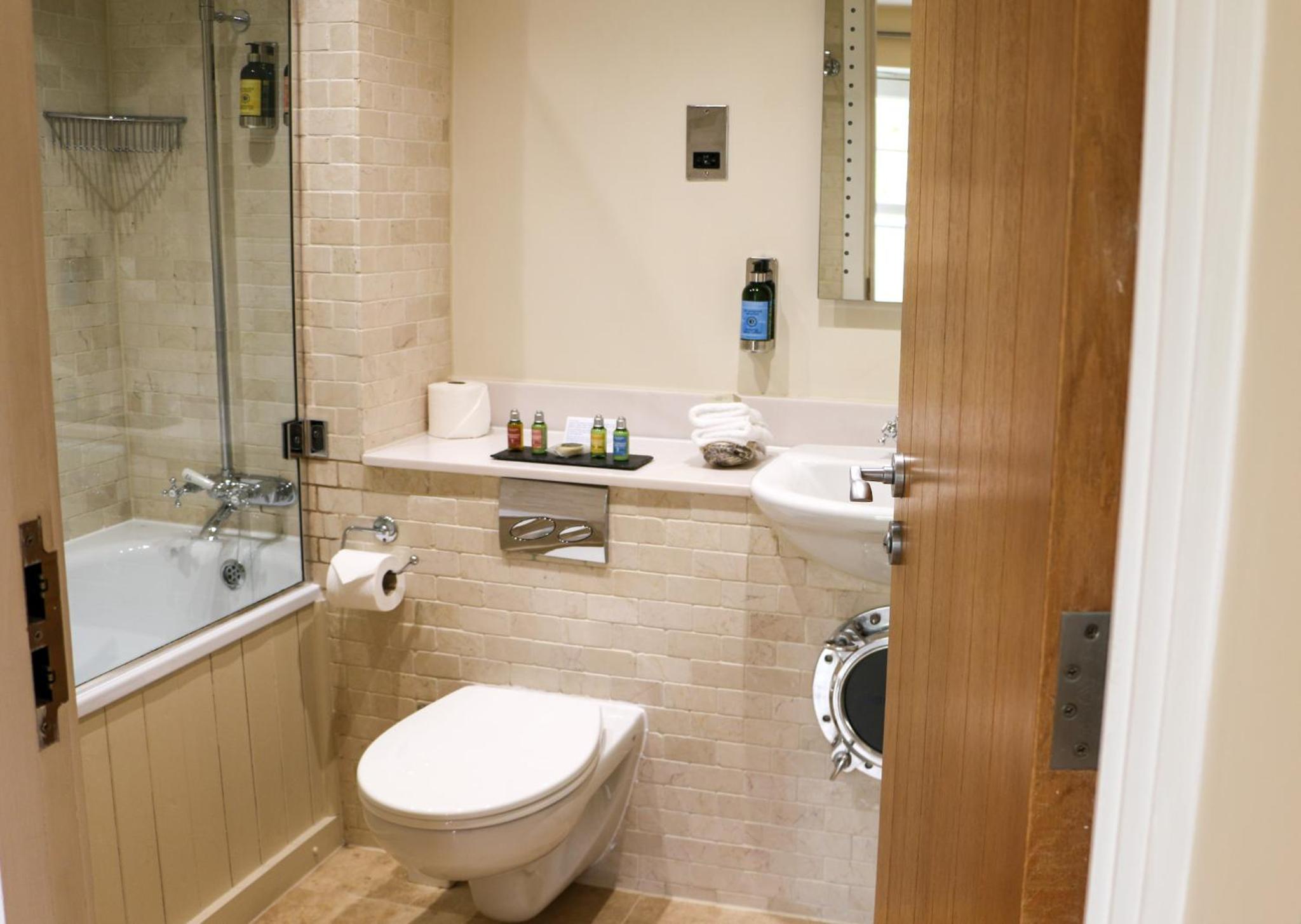 Superior Double Room - Photo 3
