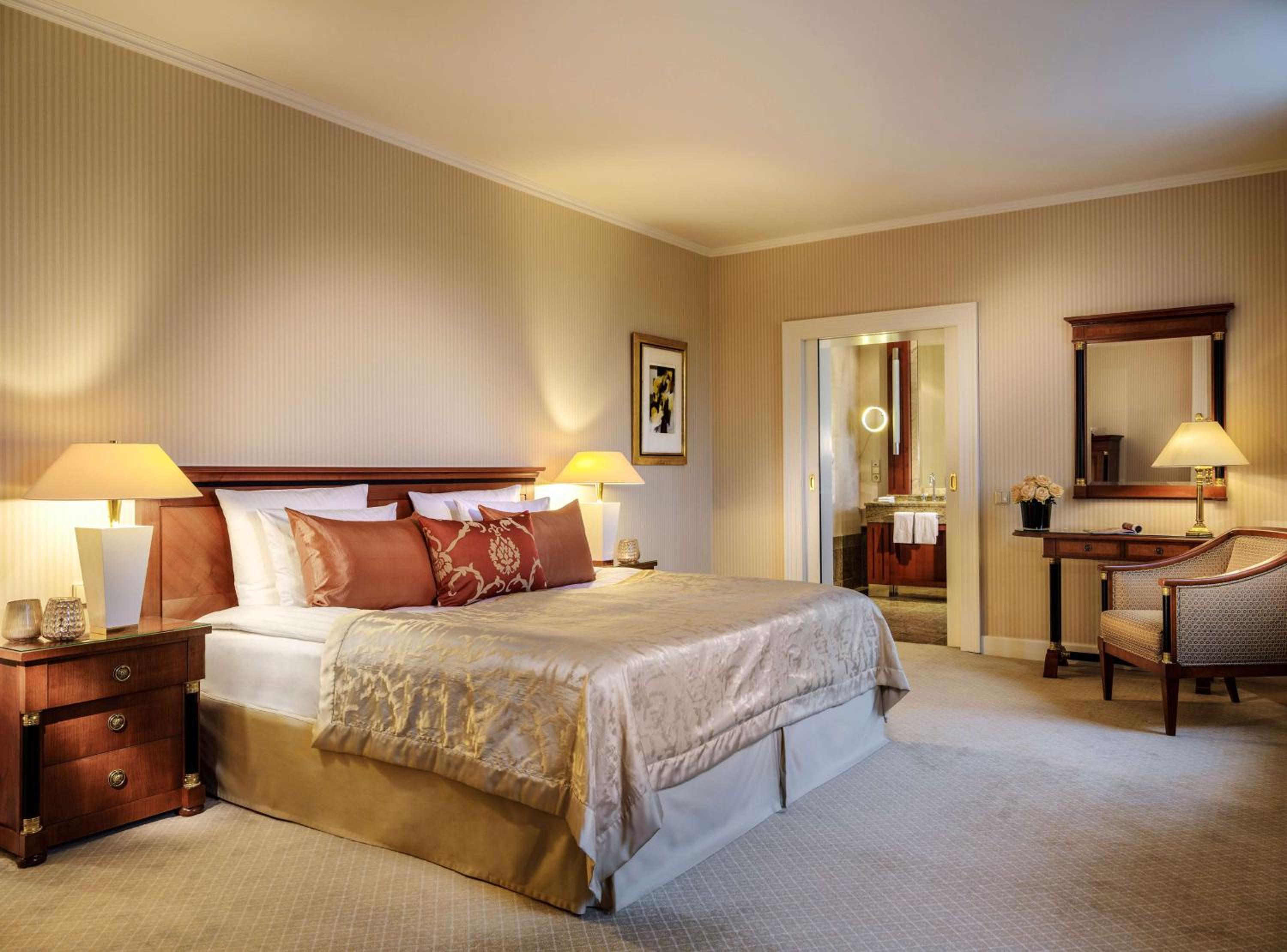 Presidential Suite photo 3