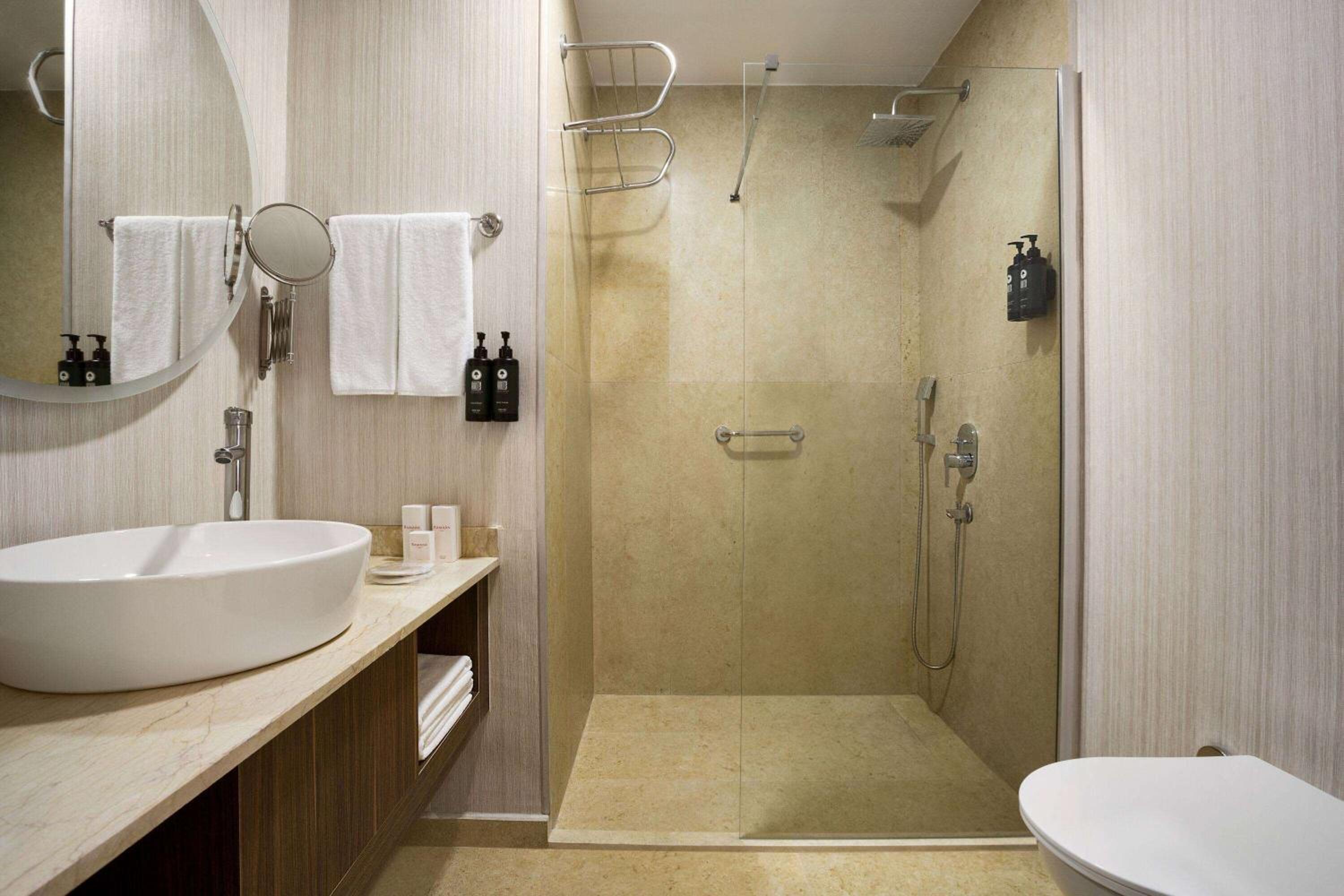 Accessible Single Room with Garden View - Non-Smoking - Photo 3