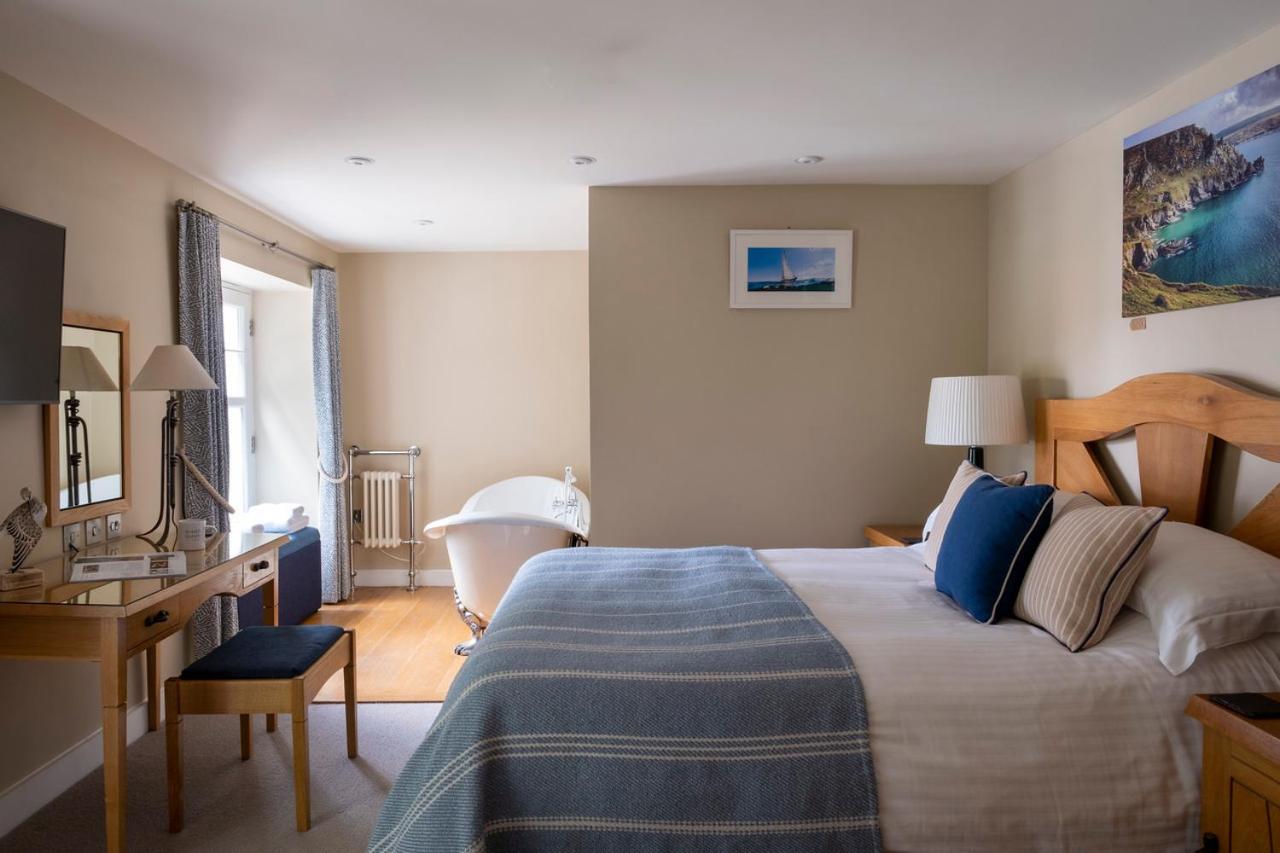 Superior Double Room - Photo 8