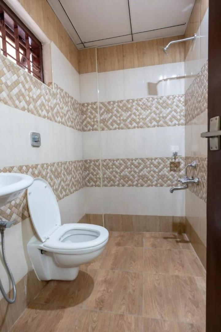 Deluxe Double or Twin Room - Photo 5