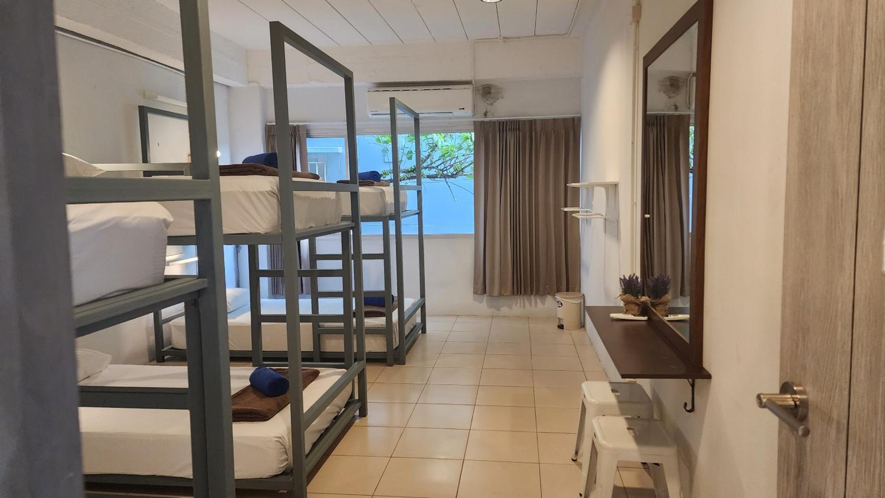 Bed in 6-Bed Female Dormitory Room photo 1