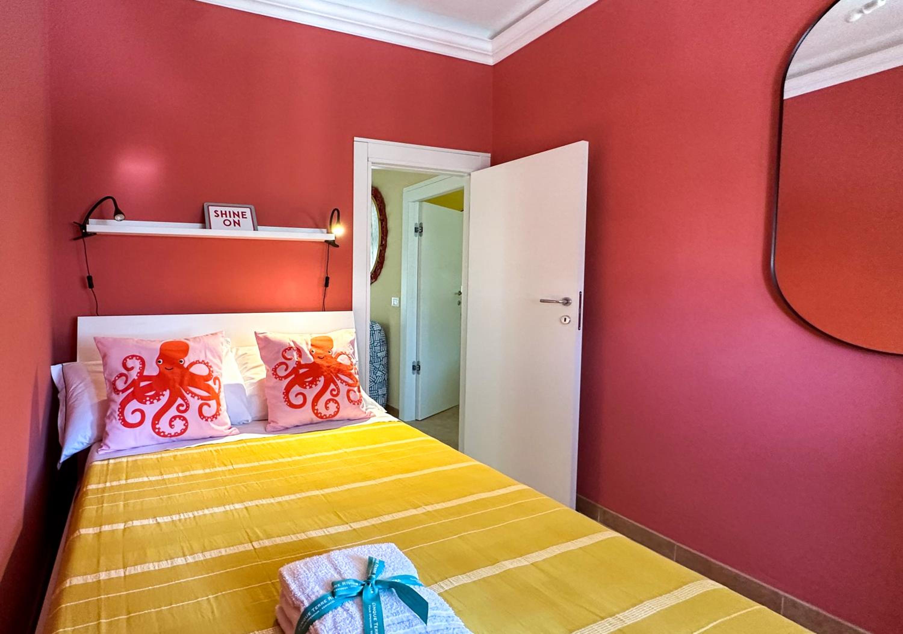 Two-Bedroom Apartment - Photo 26